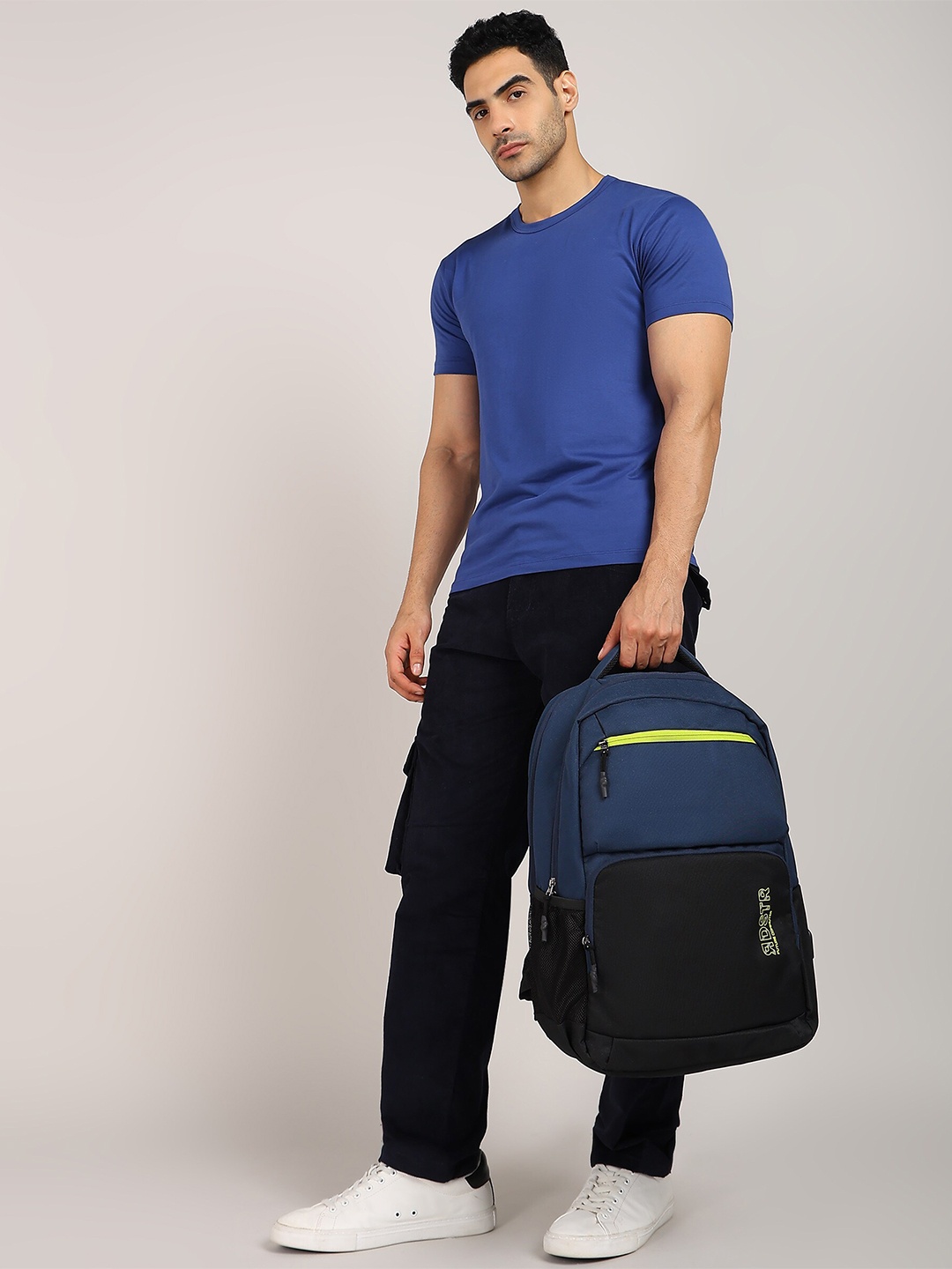 

The Roadster Lifestyle Co. Unisex Navy Blue & Black Ergonomic Backpack