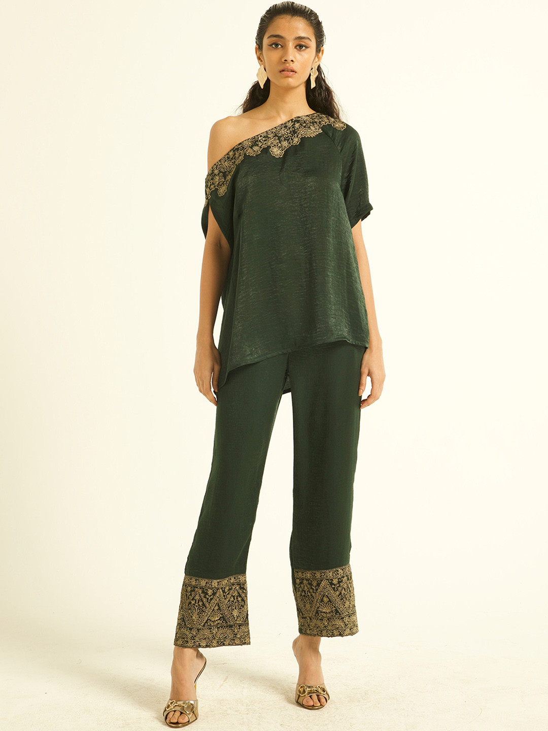 

Dash and Dot Embroidered One Shoulder Top With Trouser, Green