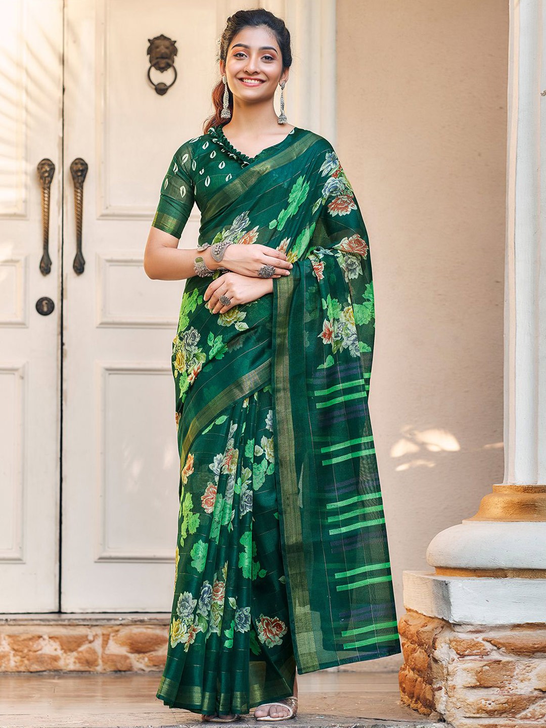 

KALINI Floral Printed Zari Saree, Green