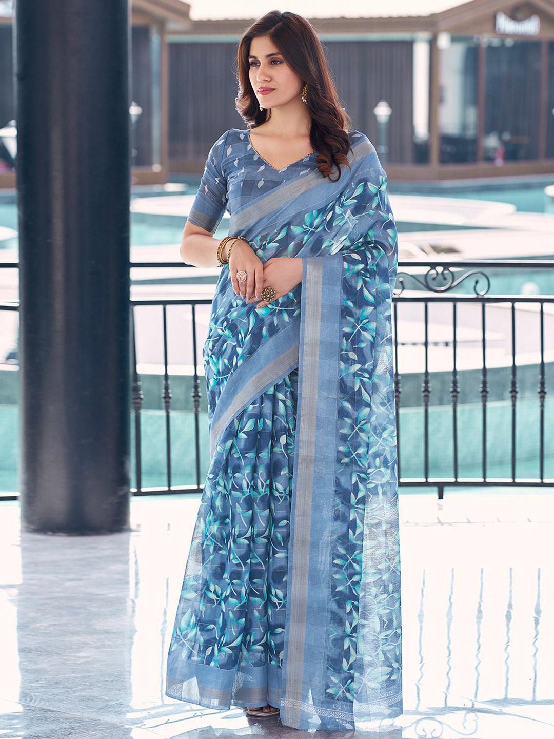 

KALINI Floral Printed Zari Detailed Saree, Blue