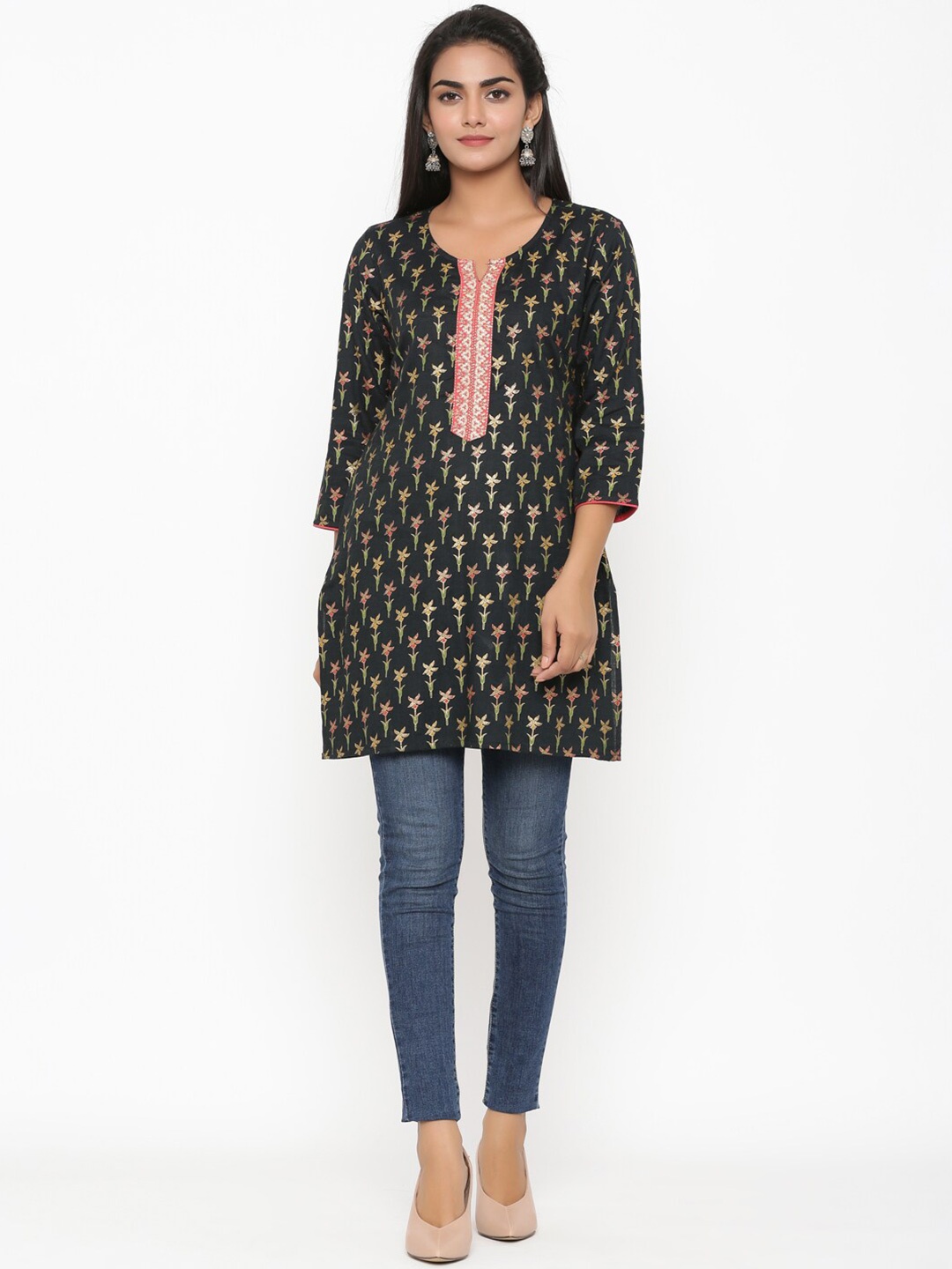 

all about you Floral Printed Round Neck Pure Cotton Straight Short Kurti, Black