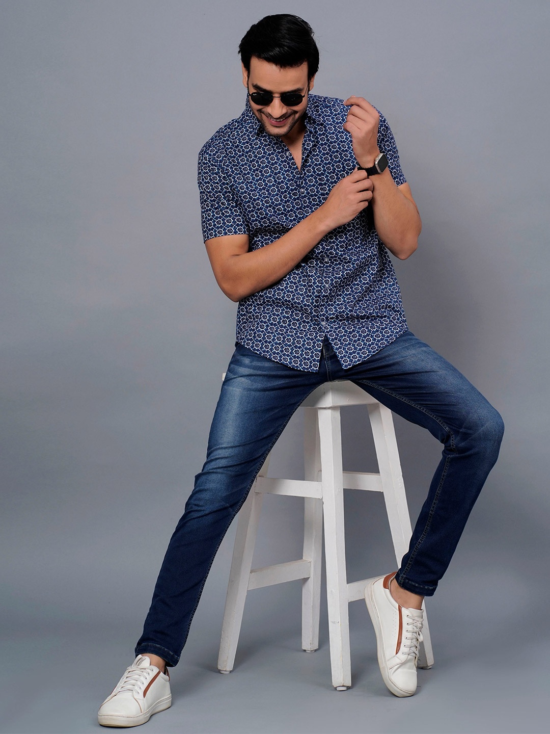 

JAIPURI COLLECTION Standard Opaque Geometric Printed Cotton Casual Shirt, Blue