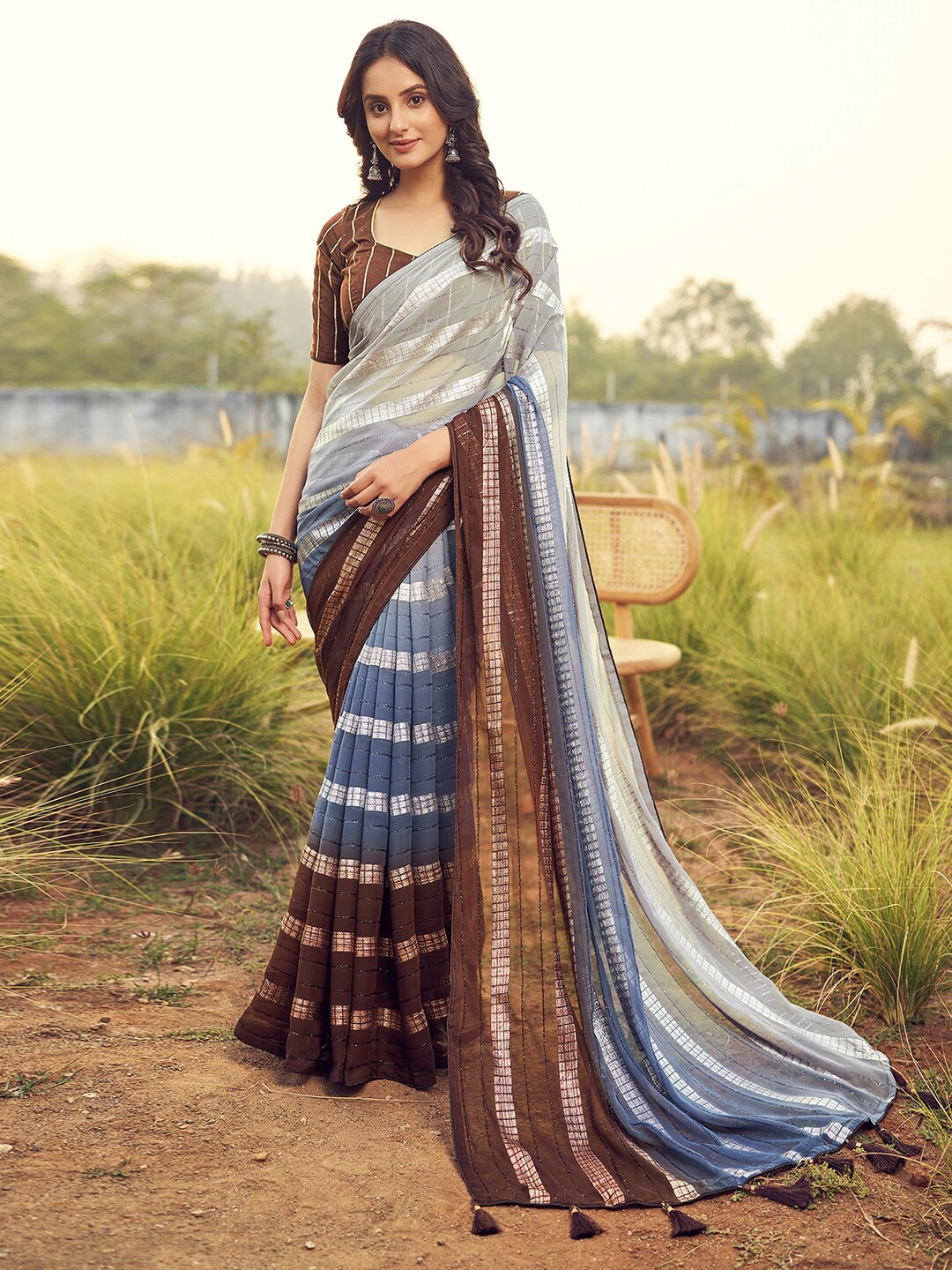 

Satrani Striped Zari Leheriya Saree with Tassels, Brown