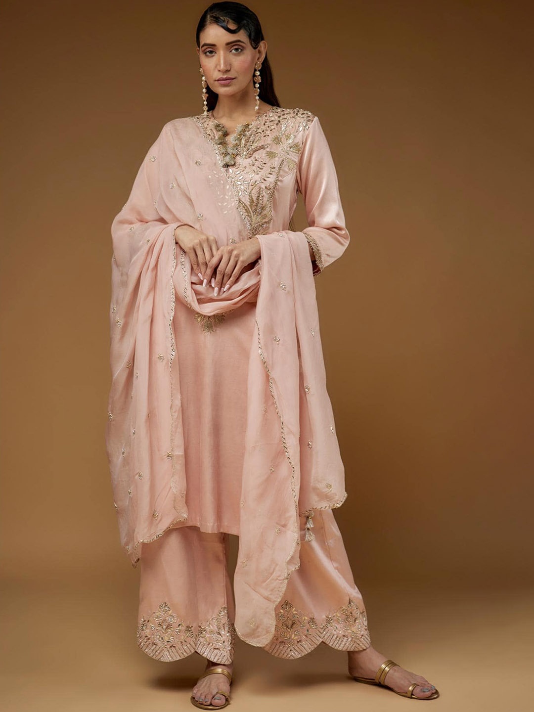 

Payal Singhal Dyed Flared Sleeves Thread Work Satin Kurta & Pant With Dupatta, Rose