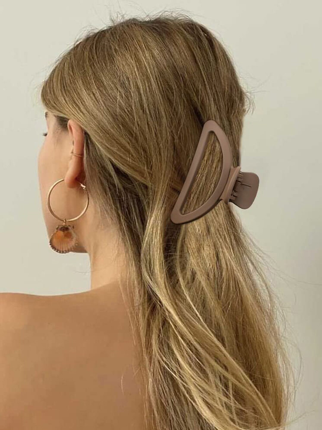 

VAGHBHATT Set of 3 Claw Clip, Beige