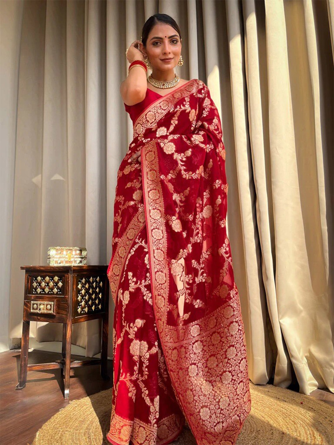 

Mitera Red & Gold toned Ethnic Motifs Woven Design Zari Art Silk Saree