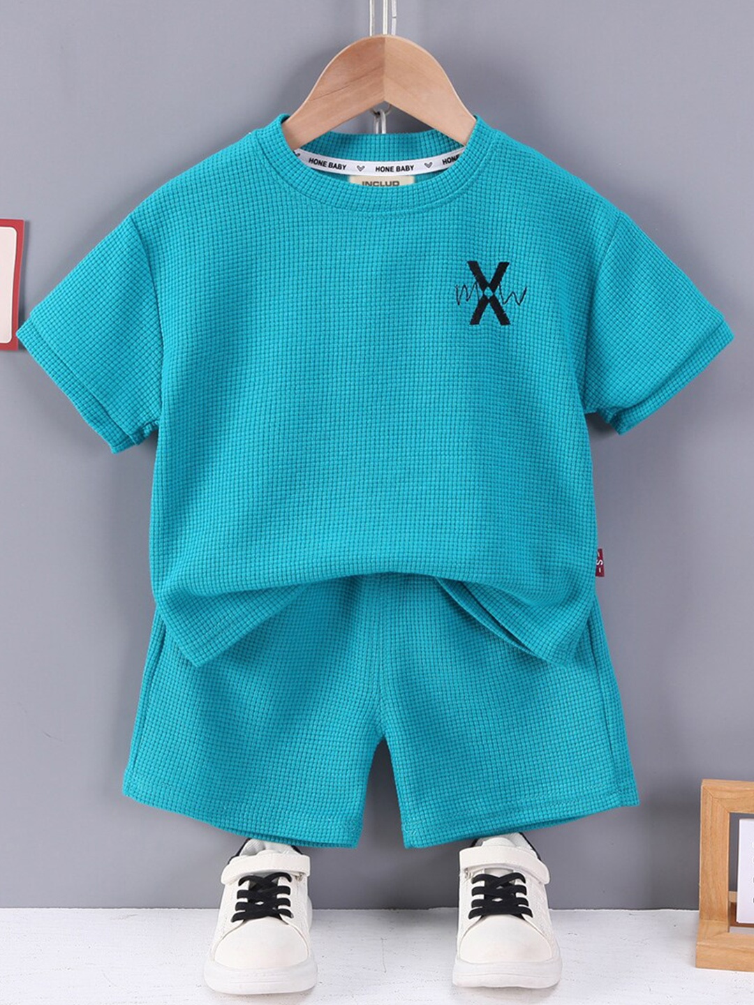 

INCLUD Boys self Design T-shirt with Shorts, Blue