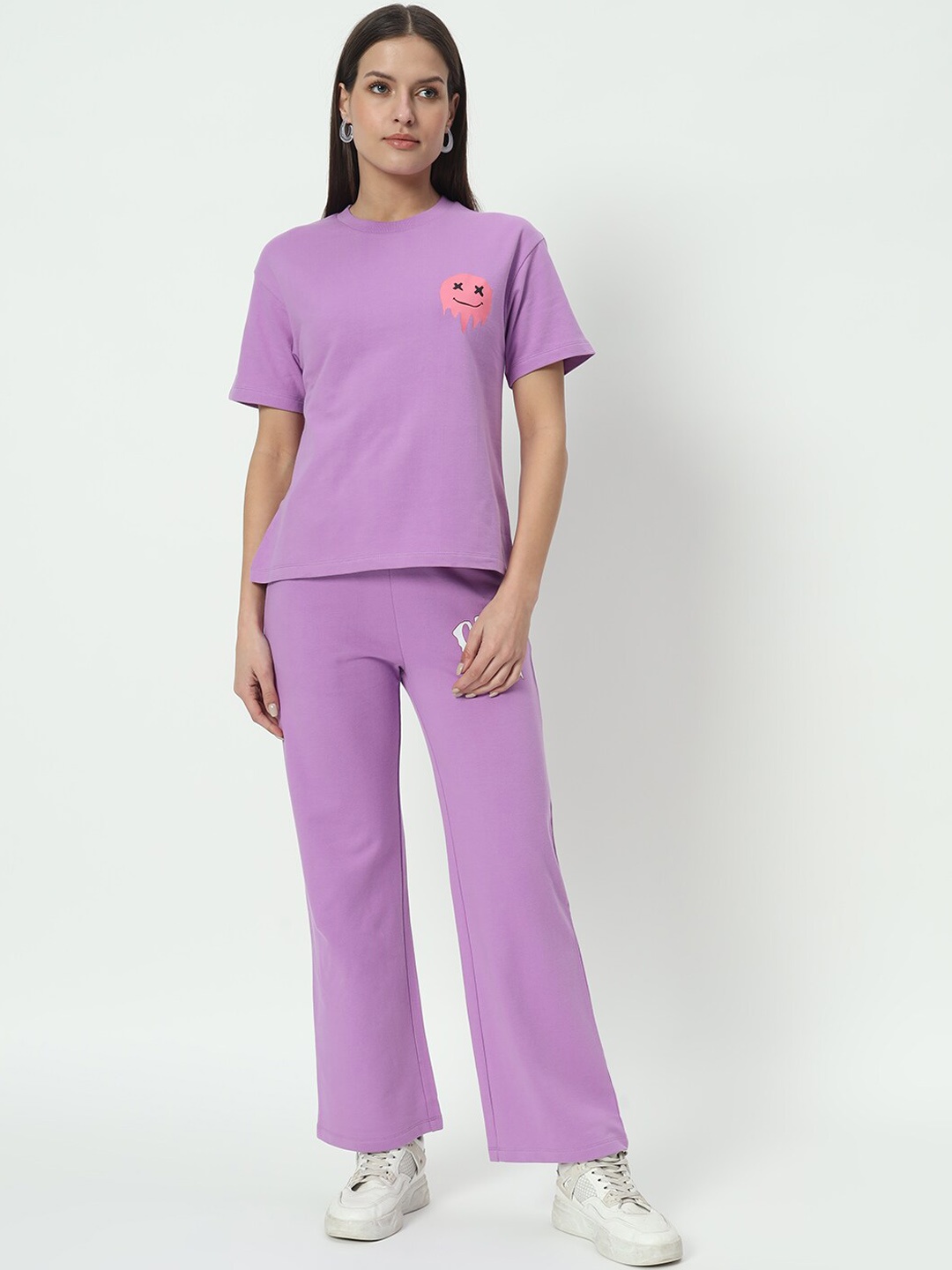 

VividArtsy Round Neck Pure Cotton T-Shirt With Track Pants, Lavender