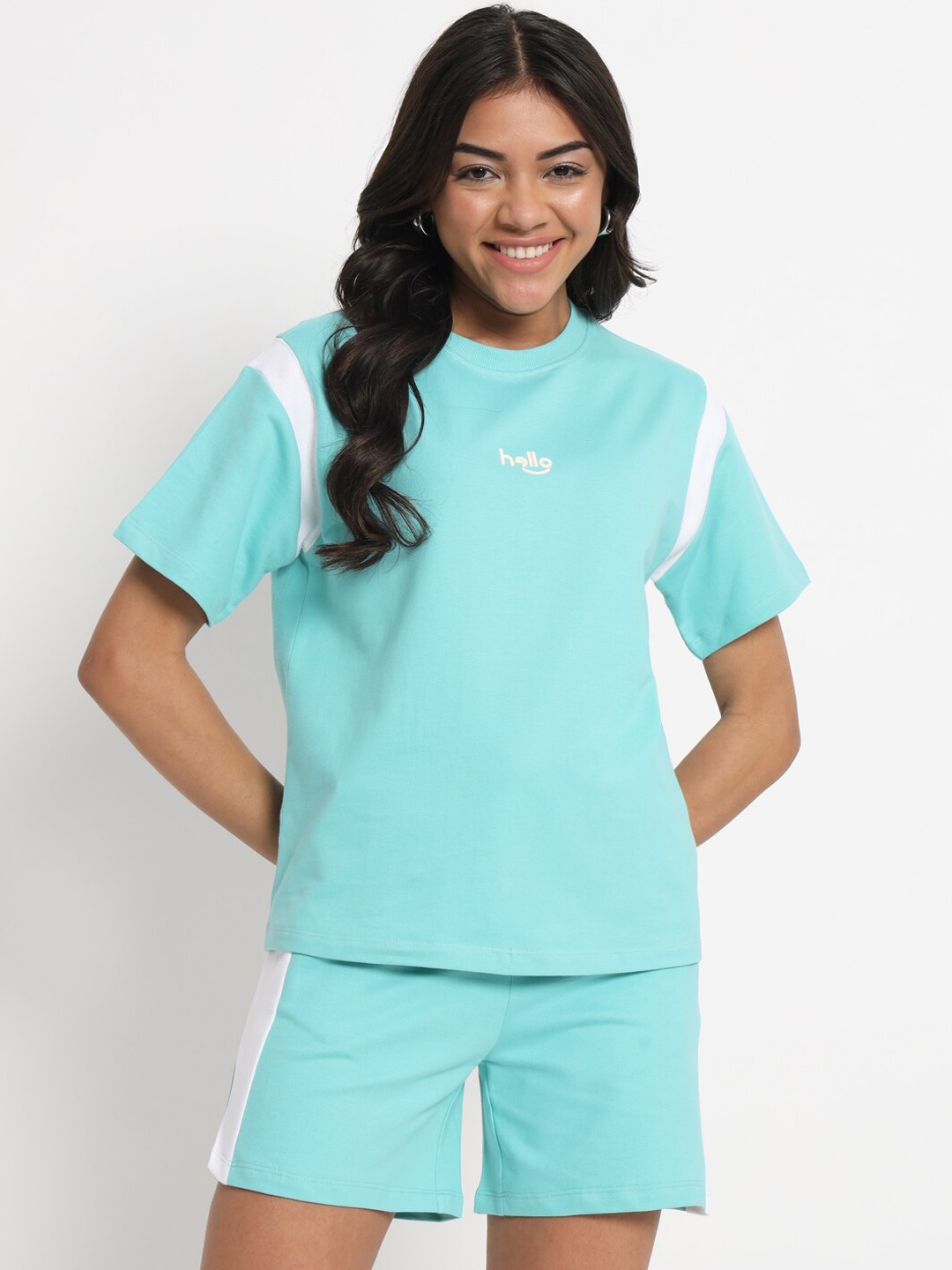 

VividArtsy Round Neck T-Shirt With Shorts, Blue