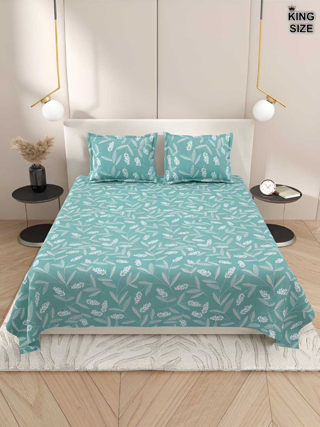 

DREAM WEAVERZ Green & White Floral Cotton 220 TC King Bedsheet With 2 Pillow Covers