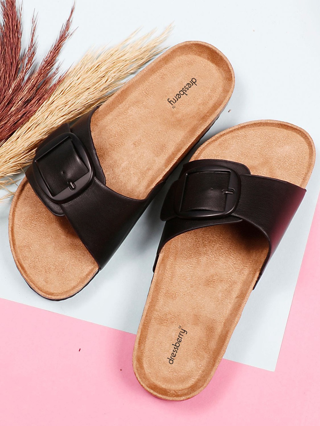 

DressBerry Black Buckles Detail Open Toe Flats
