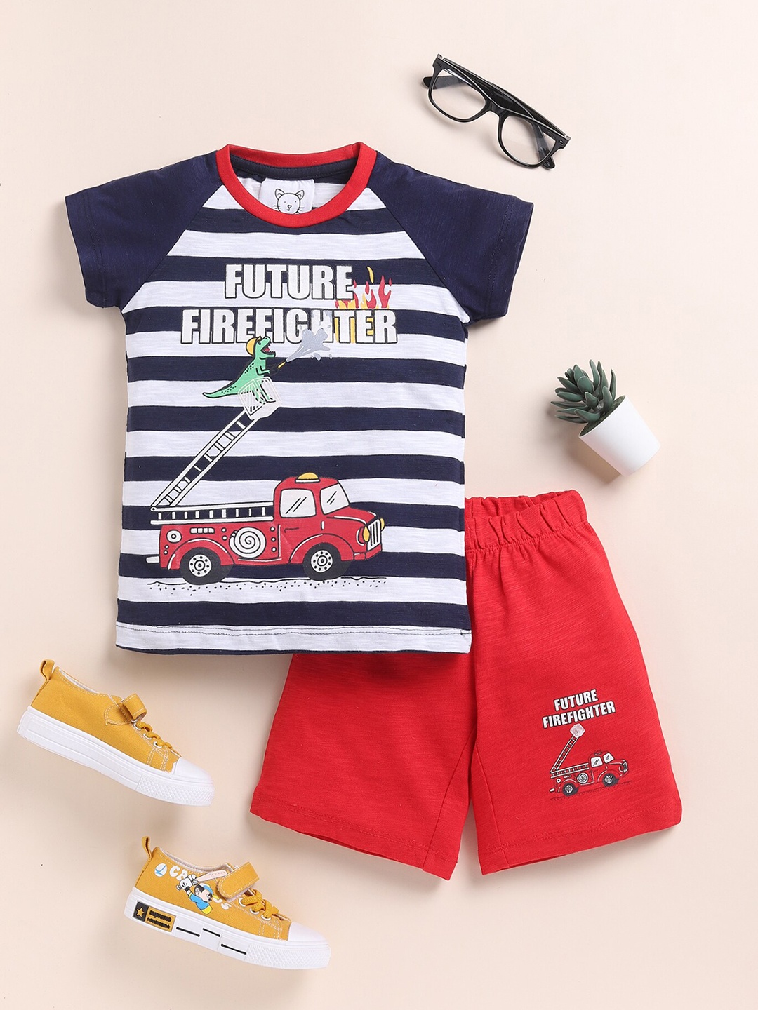 

YK Boys Graphic Printed T-shirt with Shorts, Navy blue