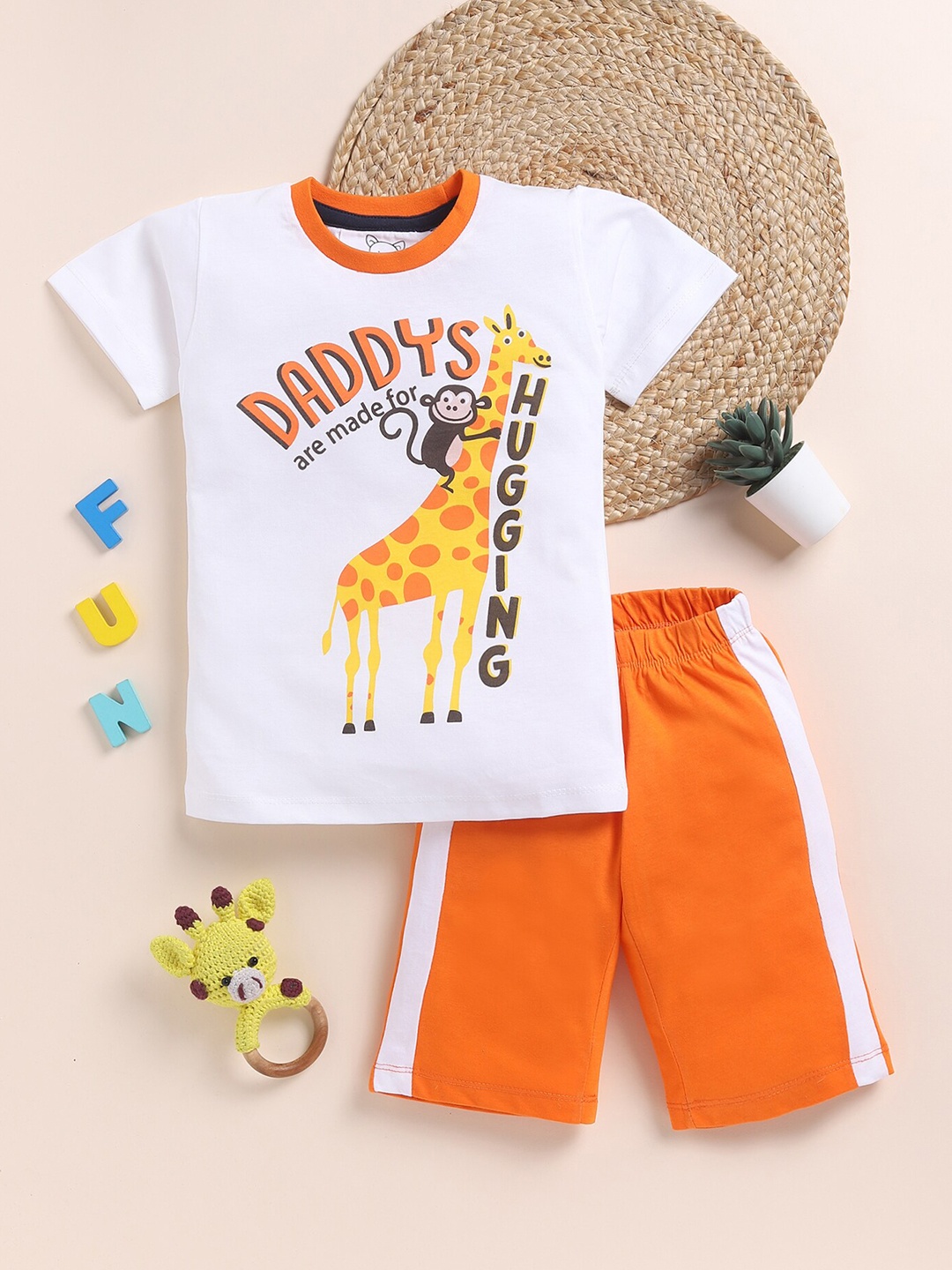 

YK Boys Graphic Printed T-shirt with Shorts, White