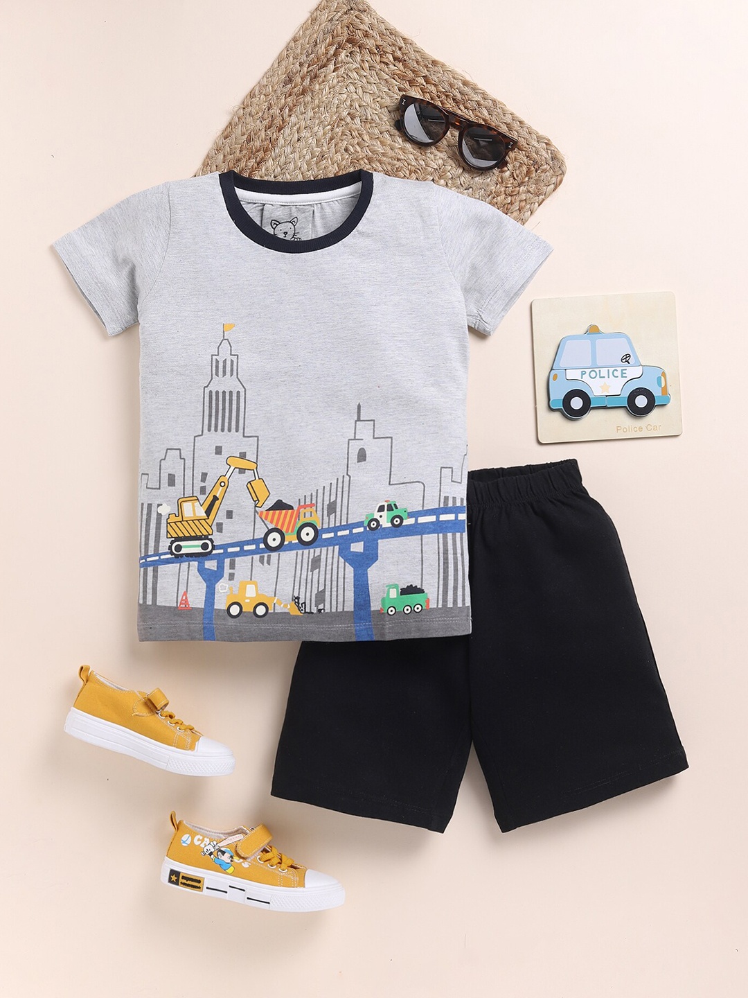 

YK Boys Graphic Printed T-shirt with Shorts, Grey