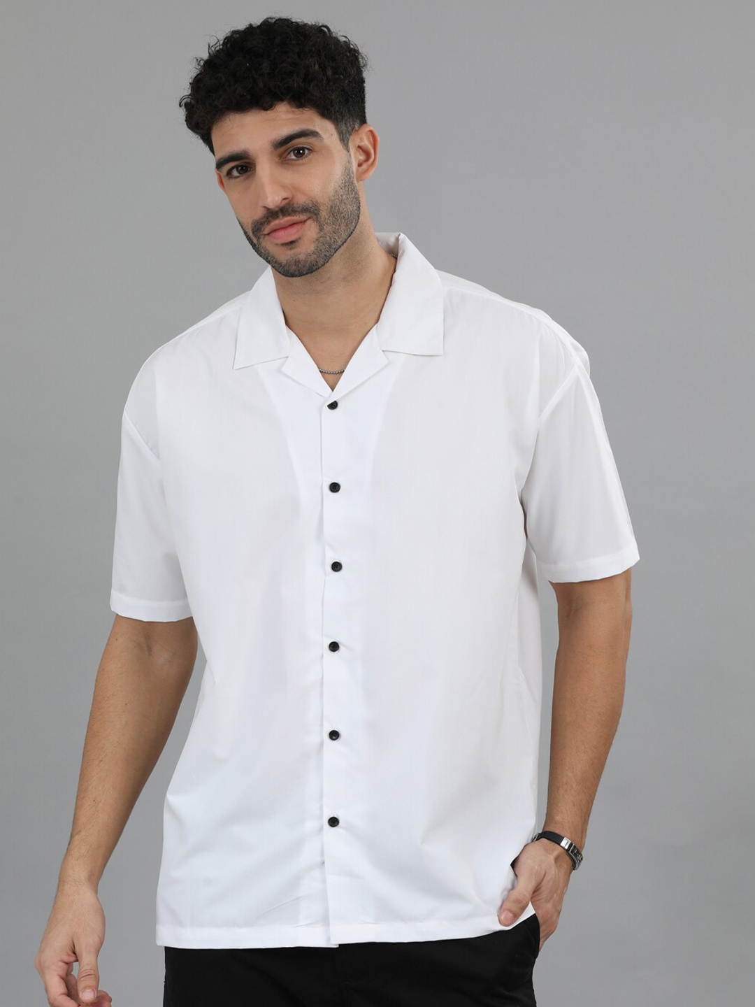 

Bushirt Classic Spread Collar Short Sleeves Oversized Casual Shirt, White