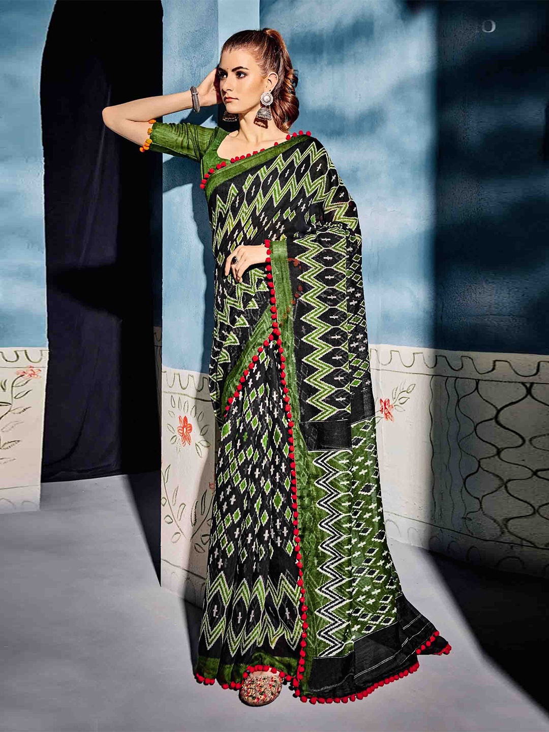 

all about you Geometric Printed Pure Cotton Saree, Green