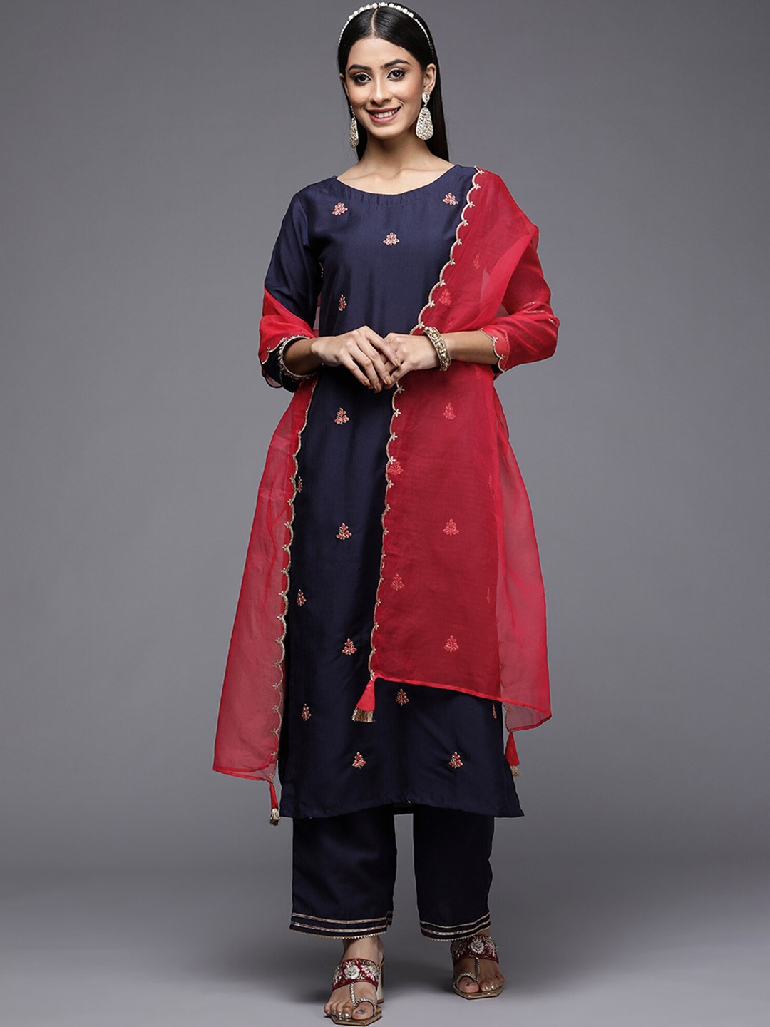 

Indo Era Floral Embroidered Straight Kurta With Palazzo & Dupatta, Blue