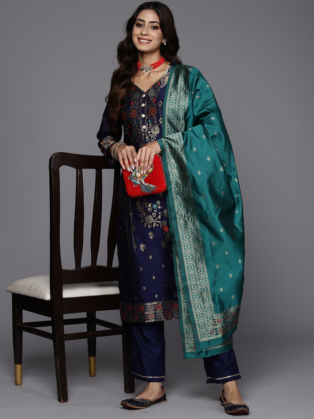 

Indo Era Navy Blue Floral Embroidered V-Neck Straight Kurta Eith Trousers & Dupatta