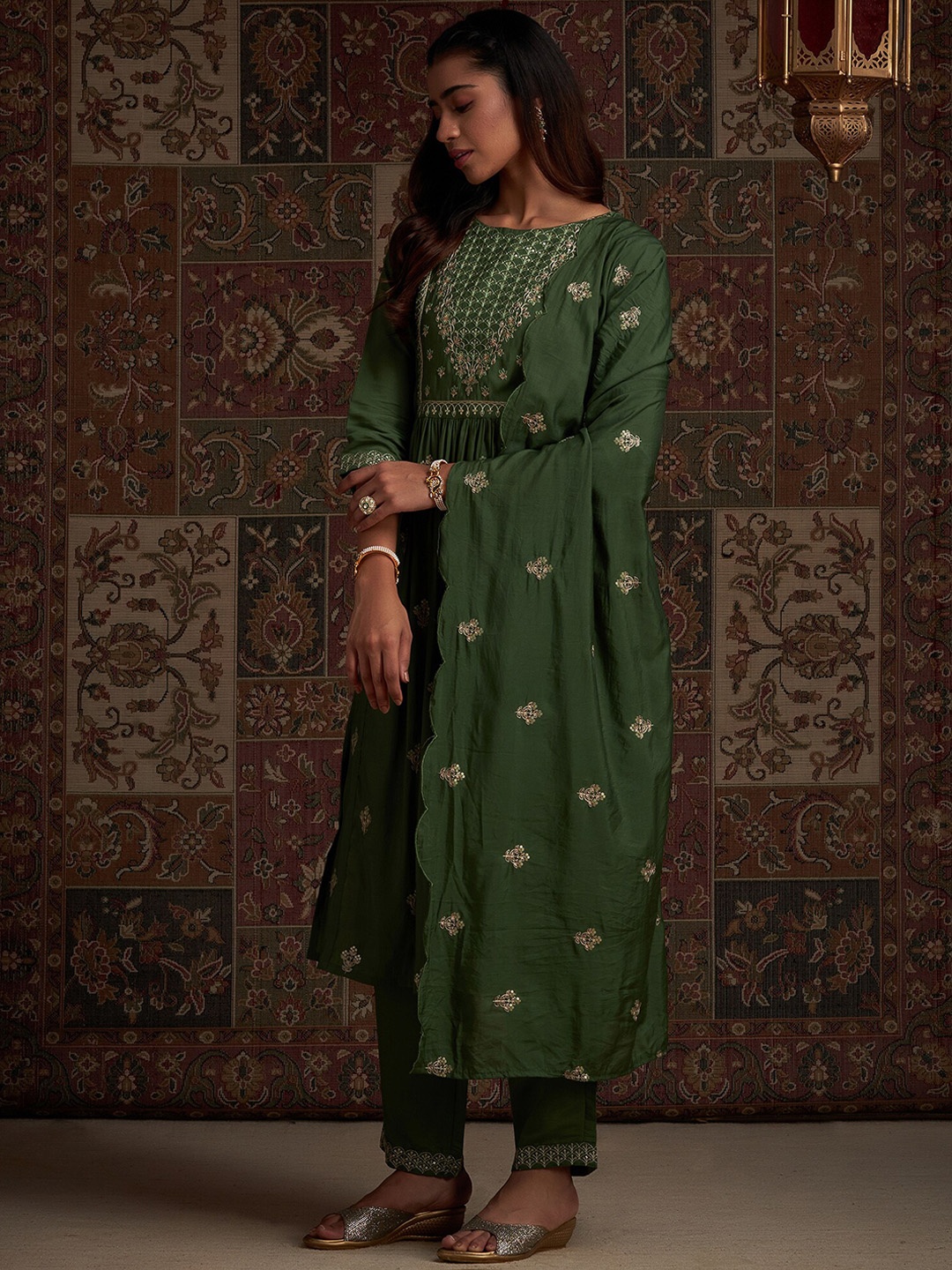 

Indo Era Ethnic Motifs Embroidered Straight Kurta with Trousers & Dupatta, Green