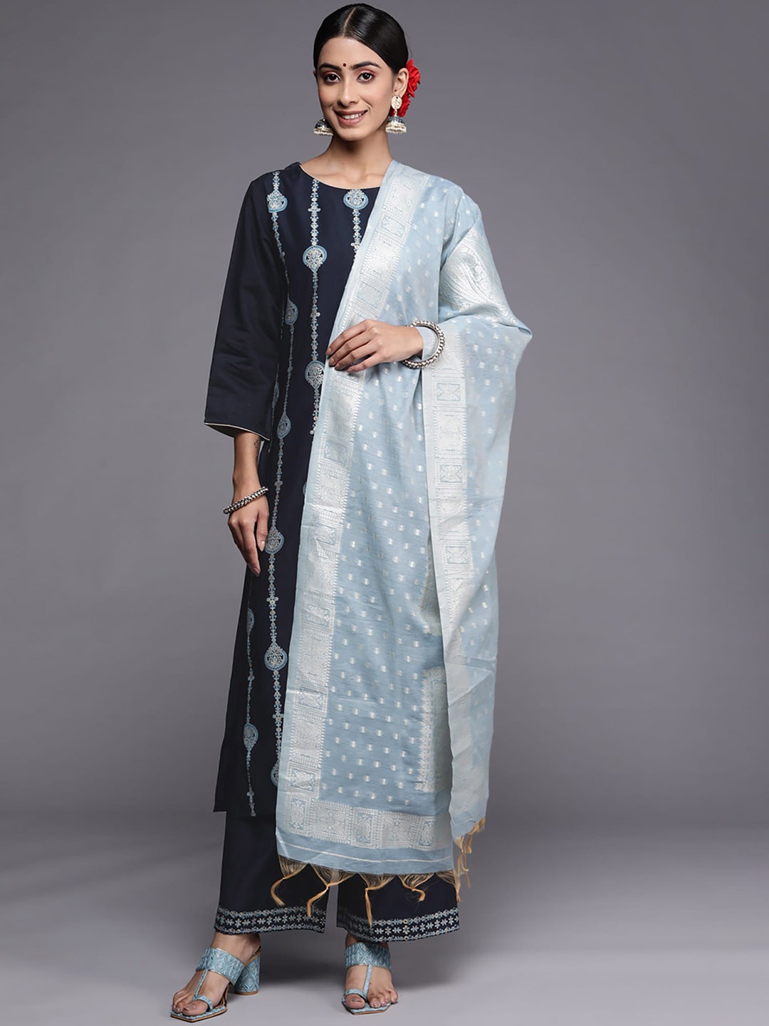 

Indo Era Ethnic Motifs Printed Sequinned Liva Kurta With Palazzo & Dupatta, Navy blue