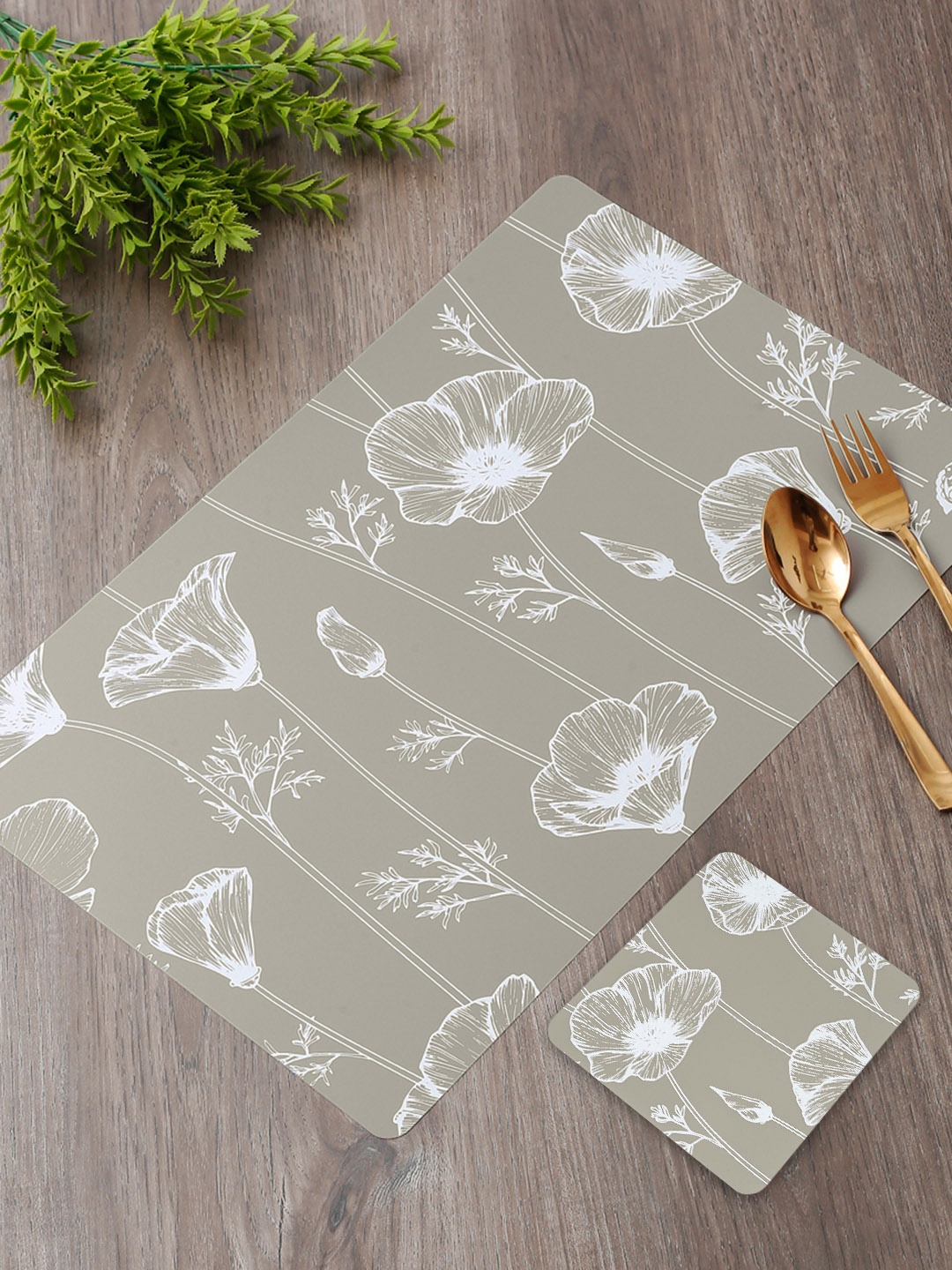 

DREAM WEAVERZ Grey 12 Pieces Floral Printed Rectangle Table Placemats