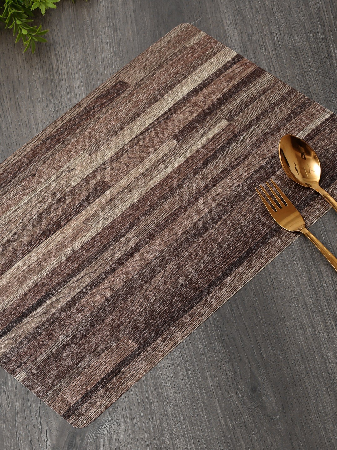 

DREAM WEAVERZ Brown & Beige 6 Pieces Woodlook Textured Rectangle Table Placemats