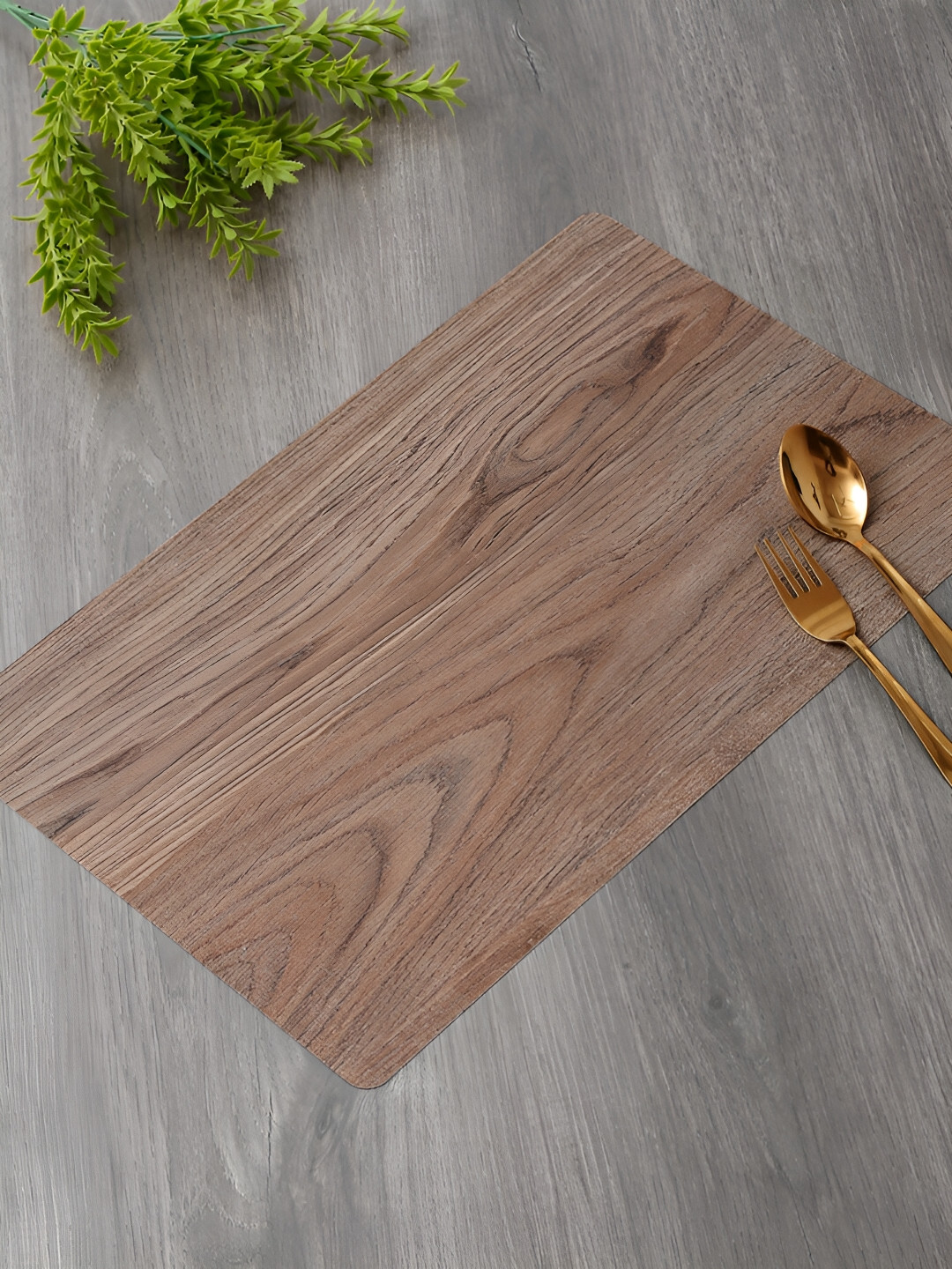 

Aura Brown 6 Pieces Woodlook Textured Rectangle Table Placemats