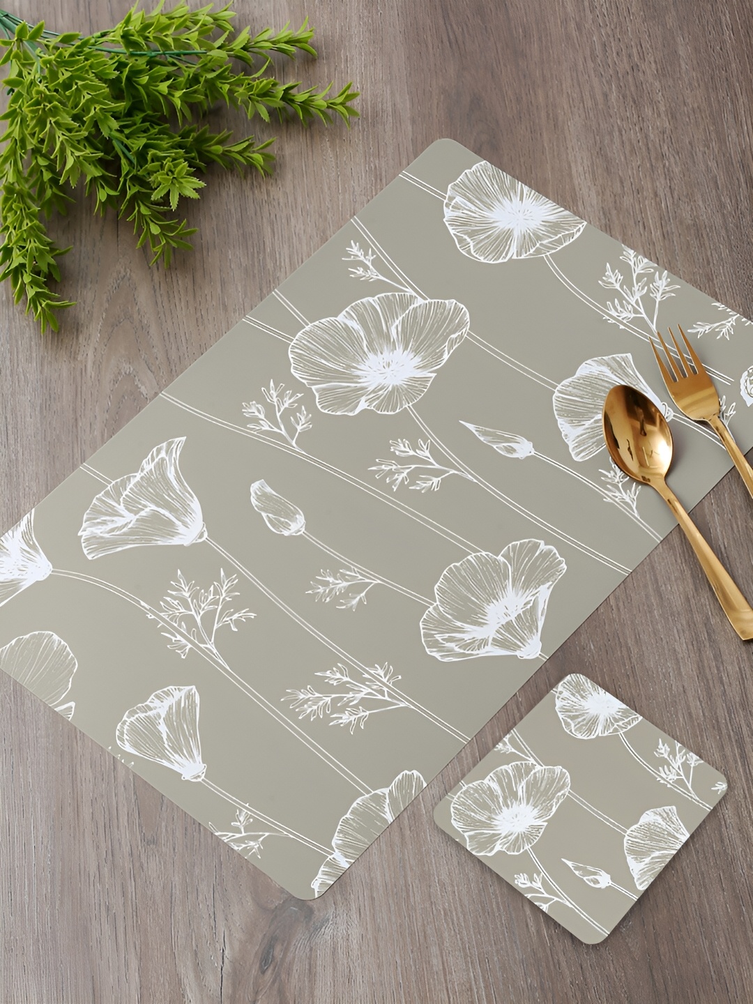 

Aura Grey & White 12 Pieces HD Printed Rectangle Table Placemats