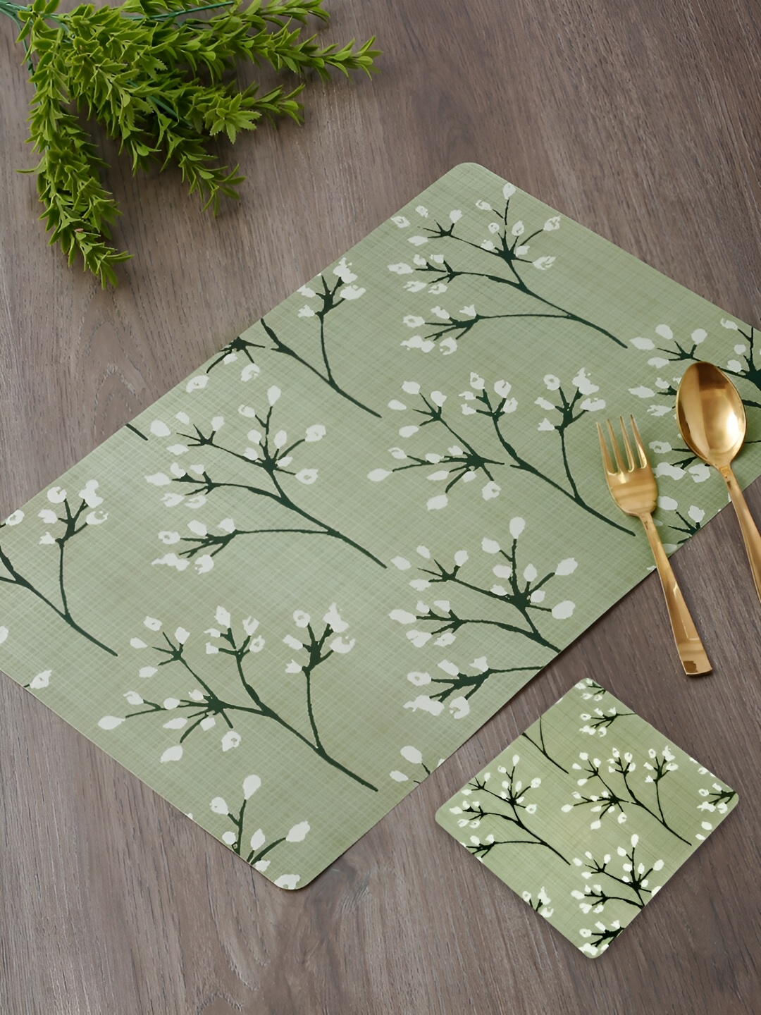 

Aura Green & White 12Pcs Printed Rectangle Table Placemats