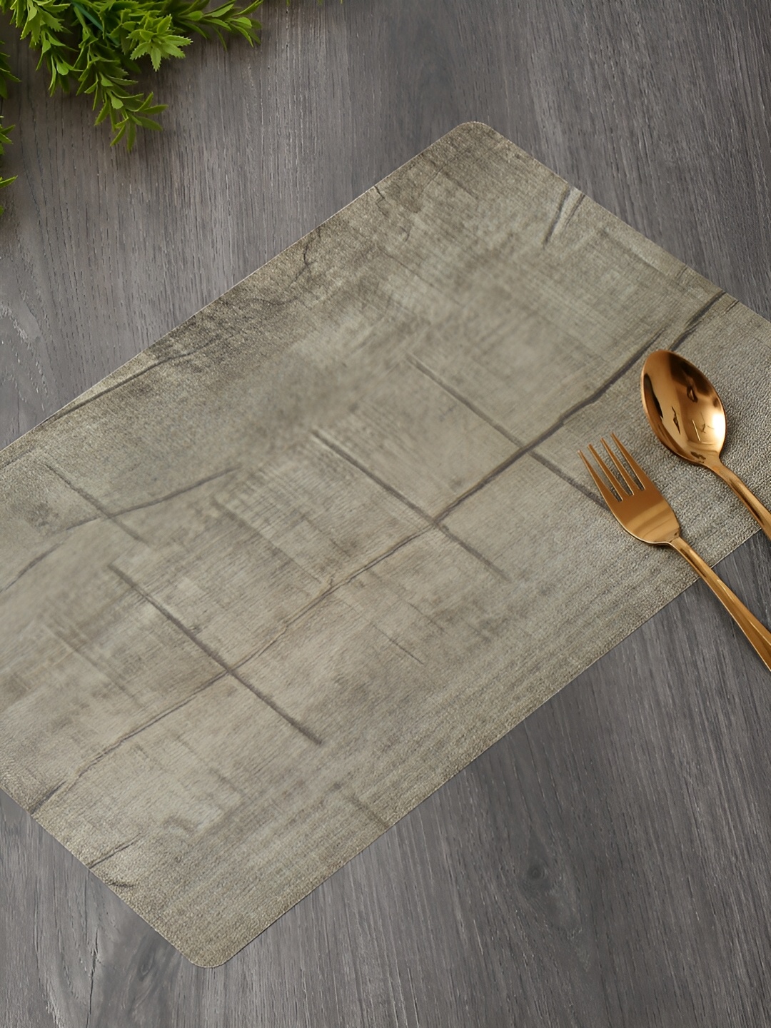 

Aura Grey 6 Pieces Textured Rectangle Table Placemats