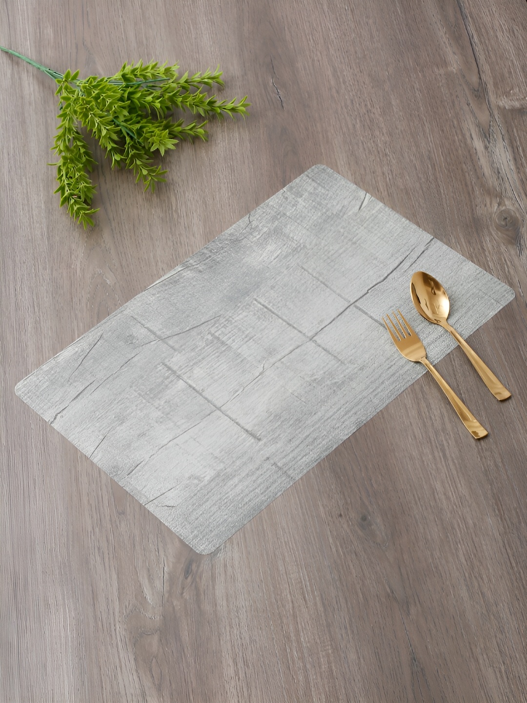 

Aura Grey 6Pcs Woodlook Textured Rectangle Table Placemats