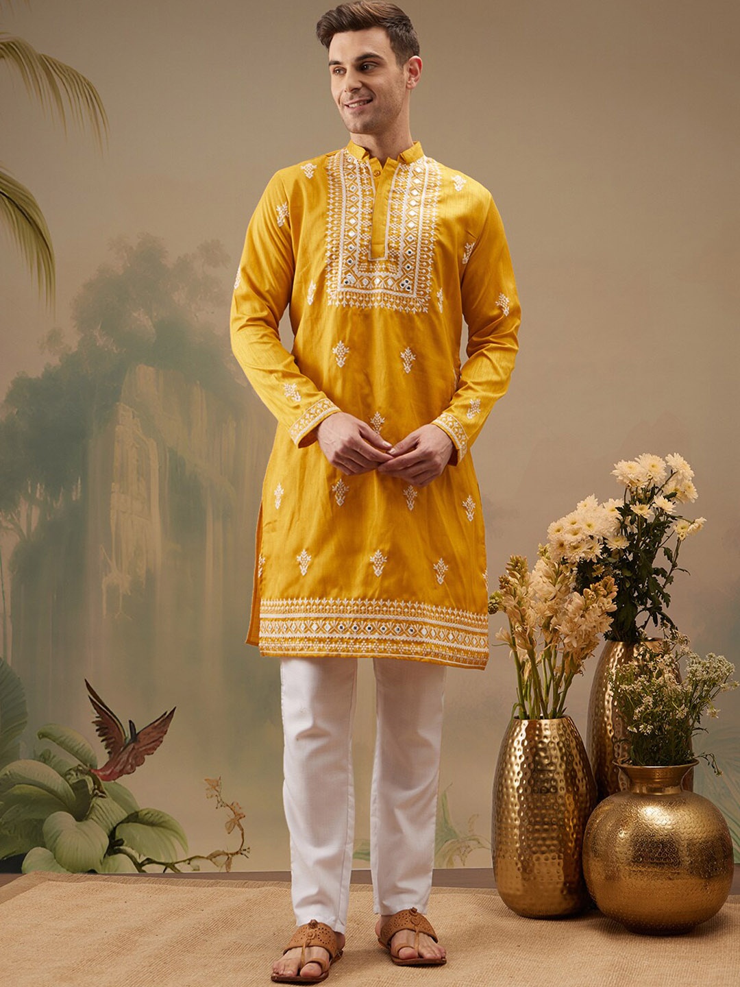 

ATRAENTA Ethnic Motif Embroidered Mirror Work Straight Kurta, Yellow