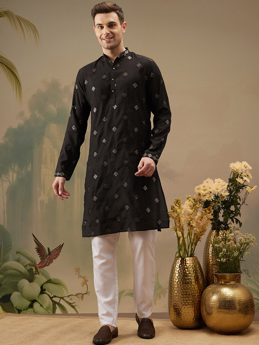 

ATRAENTA Ethnic Motif Embroidered Sequined Straight Kurta, Black