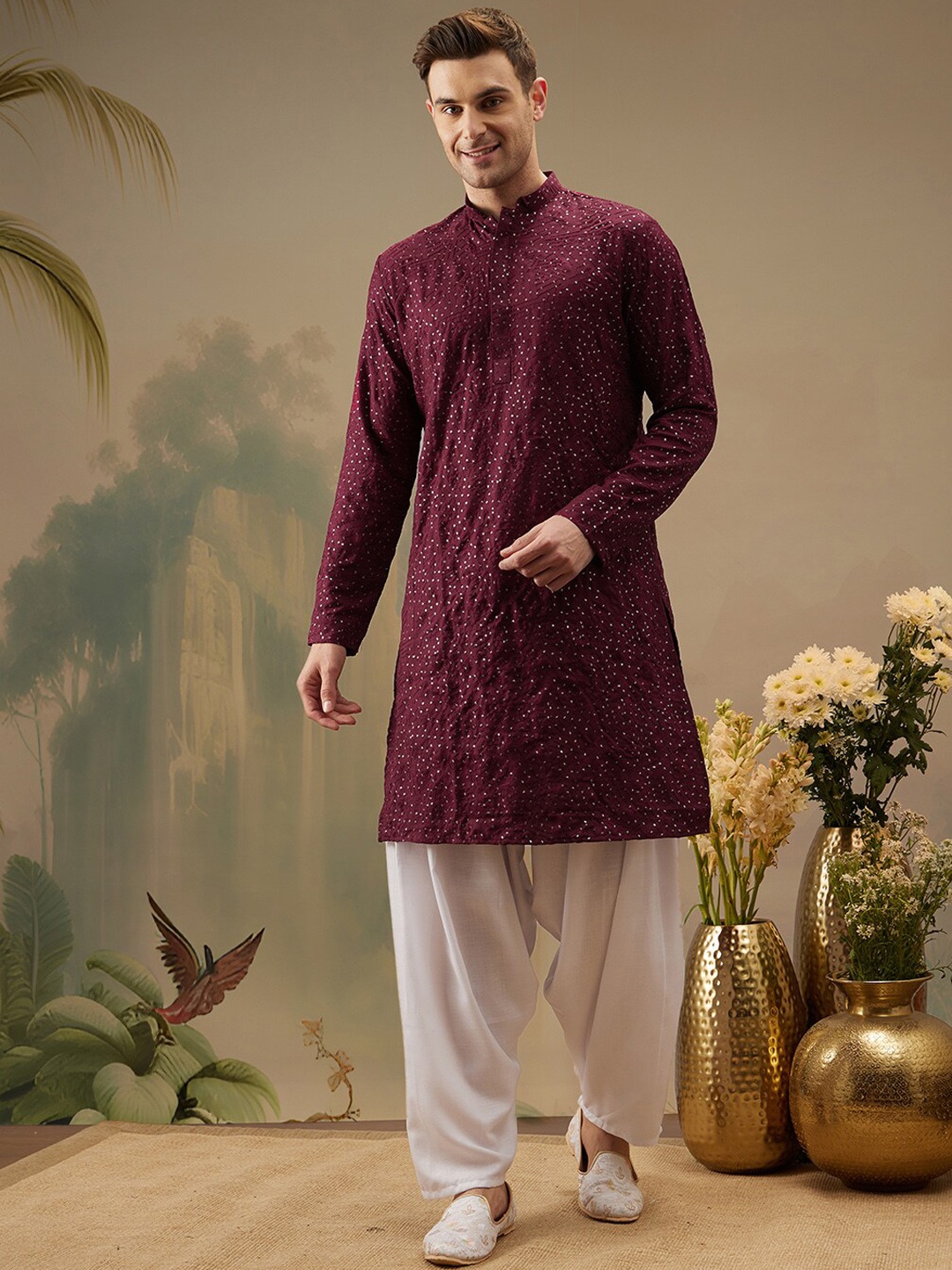 

ATRAENTA Ethnic Motif Embroidered Sequined Straight Kurta, Maroon