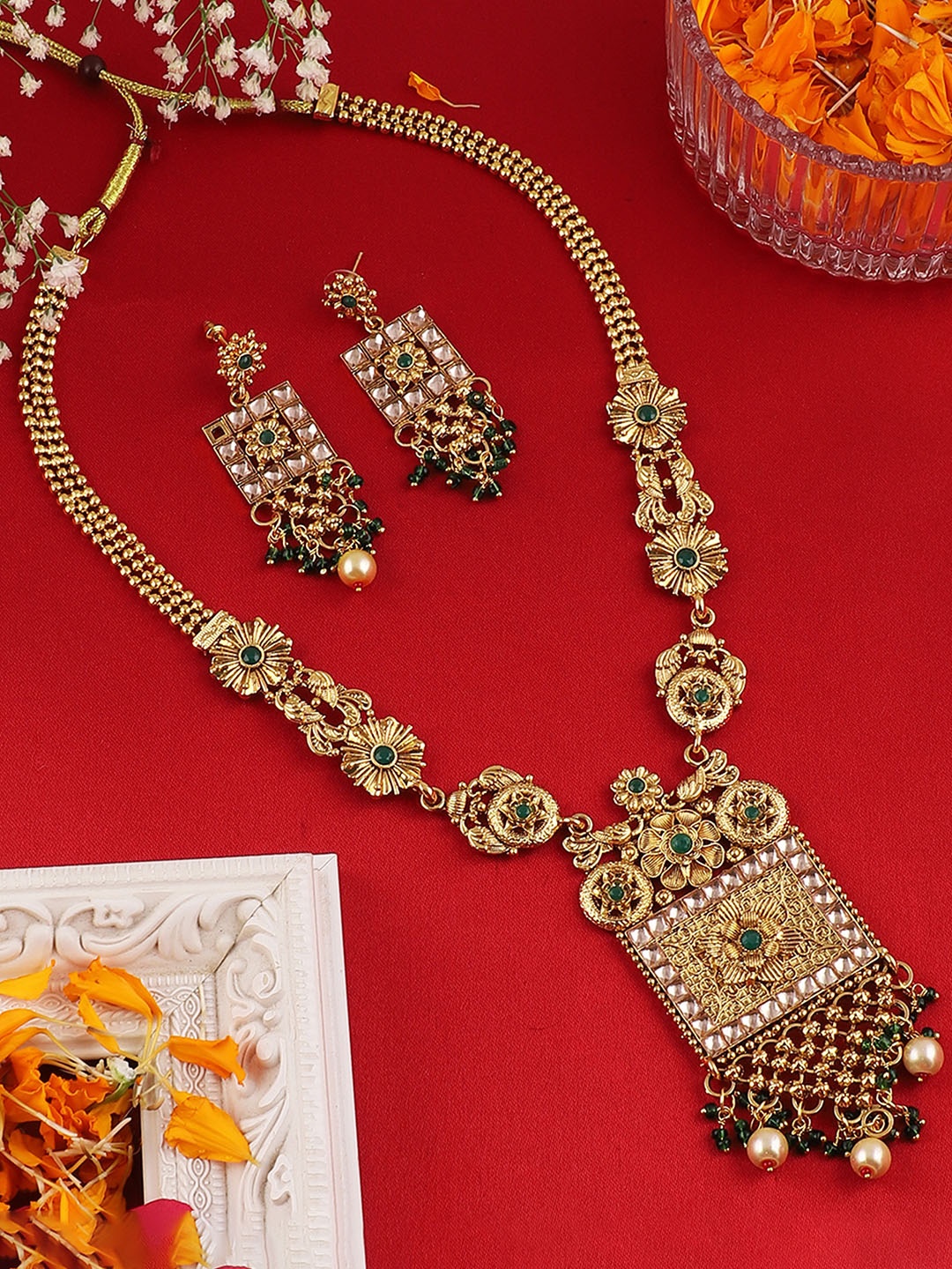 

MANSIYAORANGE Gold-Plated Stone-Studded & Beaded Antique Jewellery Set