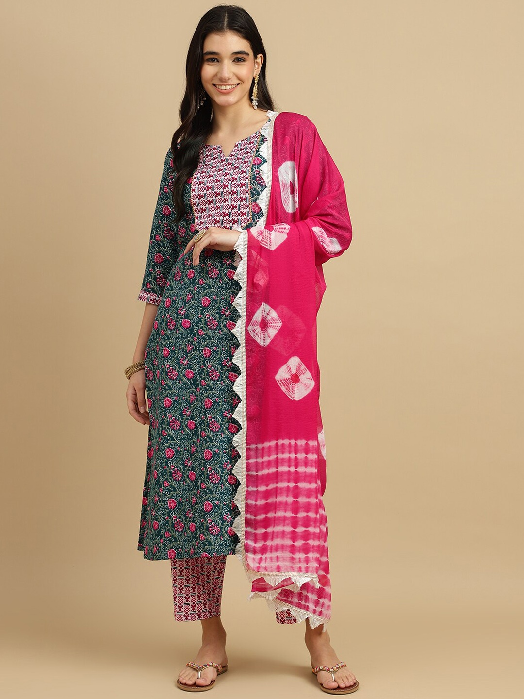 

MOKOSH Floral Printed Regular Kurta with Trousers & Dupatta, Turquoise blue