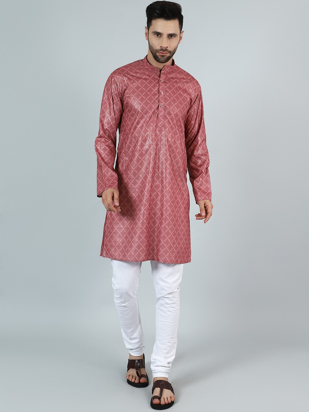 

Wintage Ethnic Motifs Printed Straight Kurta With Pyjamas, Pink