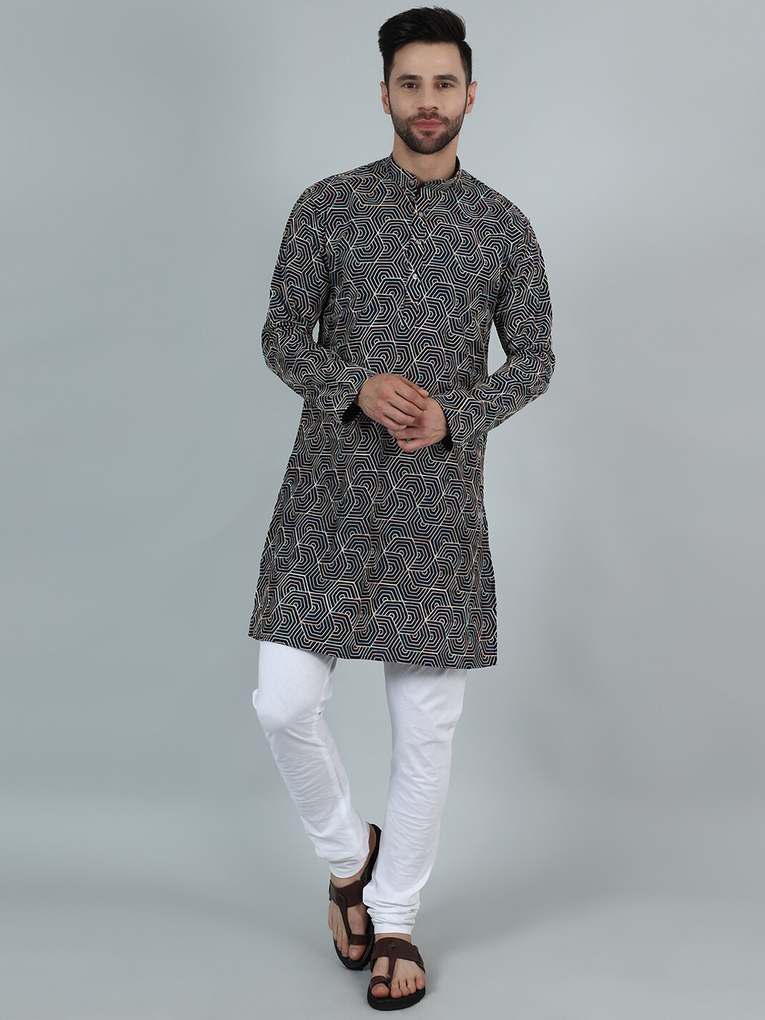 

Wintage Geometric Embroidered Thread Work Straight Kurta With Pyjamas, Black
