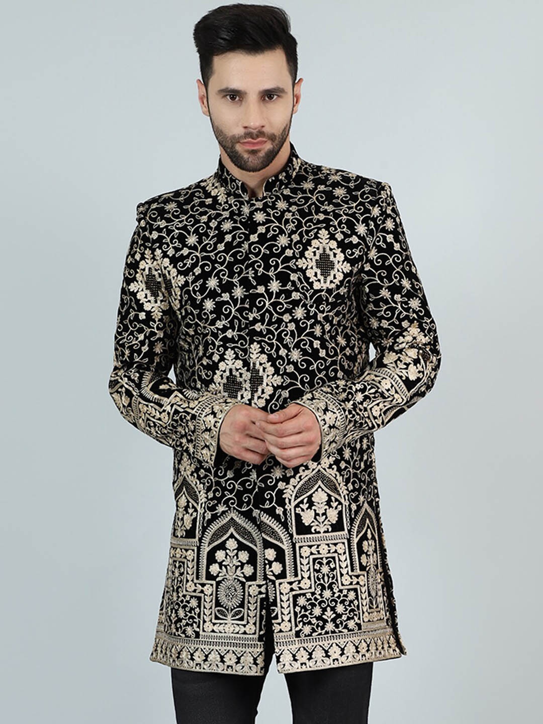 

Wintage Embroidered Mandarin Collar Velvet Bandhgala, Black