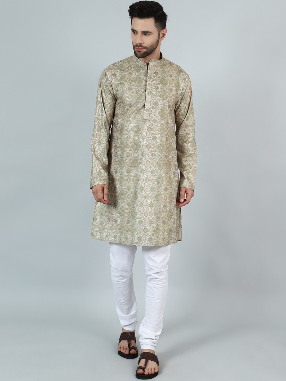 

Wintage Ethnic Motifs Printed Mandarin Collar Long Sleeves Straight Kurta with Pyjama, Green