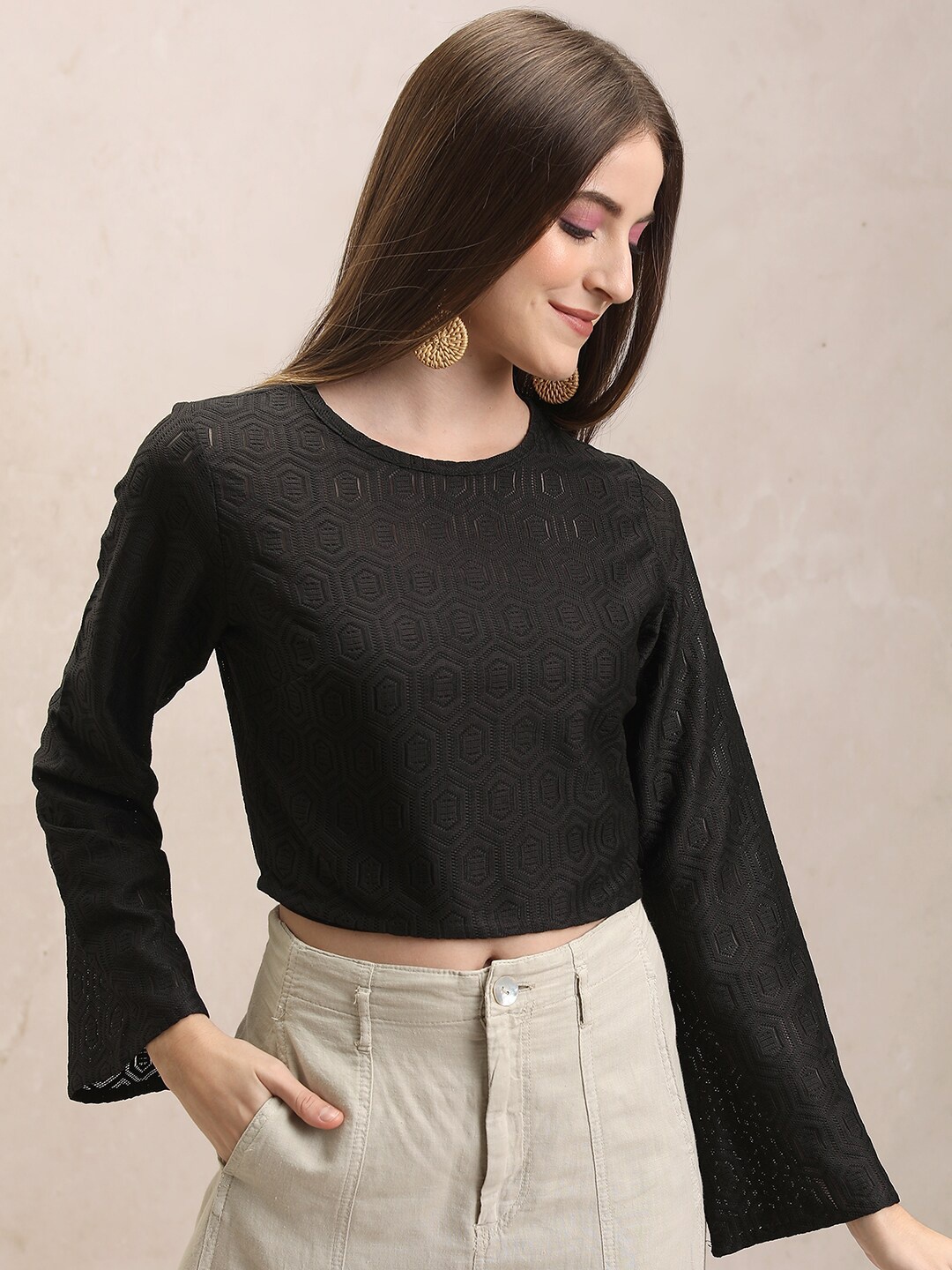 

Tokyo Talkies Black Round Neck Regular Crop Top