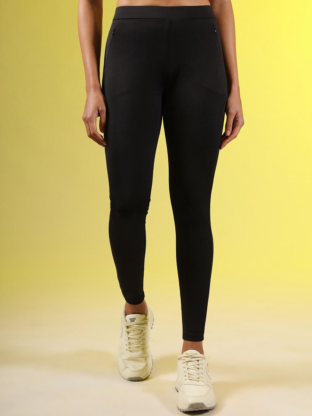

ASPORA Women Slim-Fit Training Tights, Black