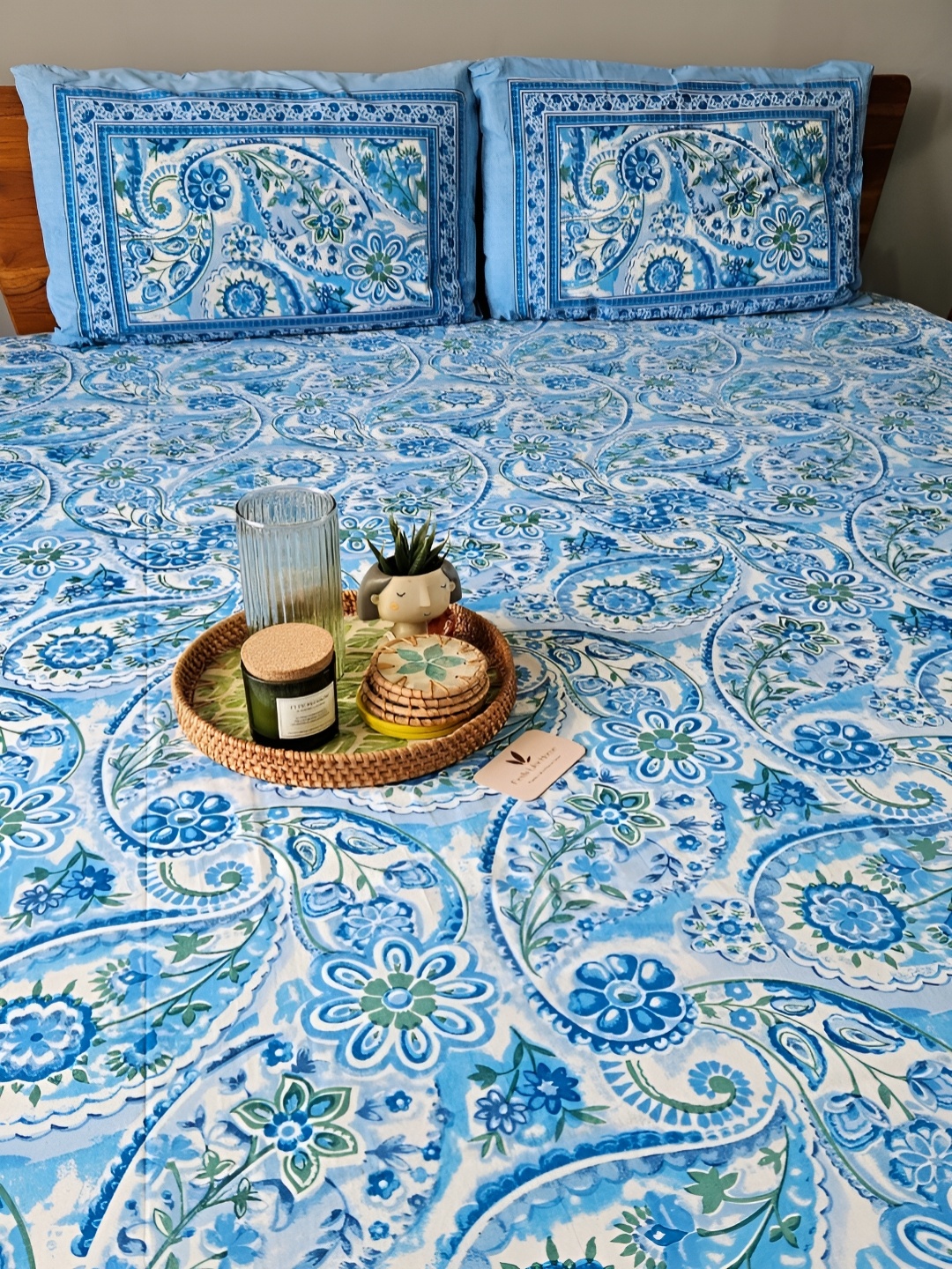 

Feels Like Home Blue Ethnic Motifs Cotton 160 TC King Bedsheet with 2 Pillow Covers