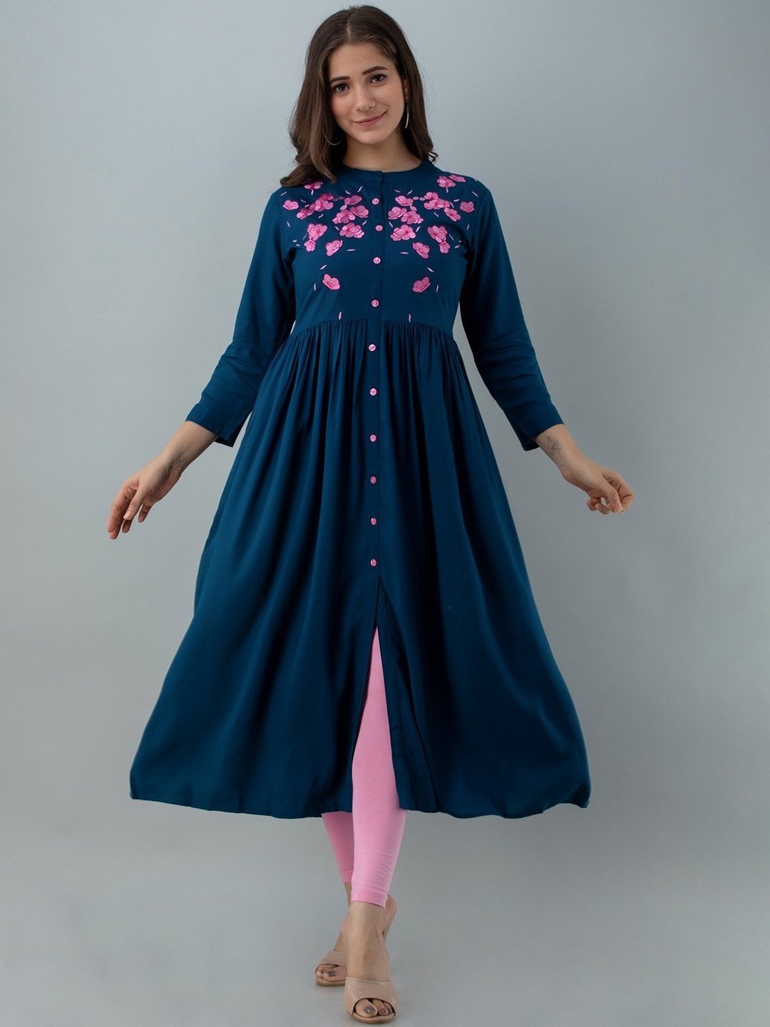 

PURVIJA KURTIES Floral Embroidered Thread Work Anarkali Kurta, Blue
