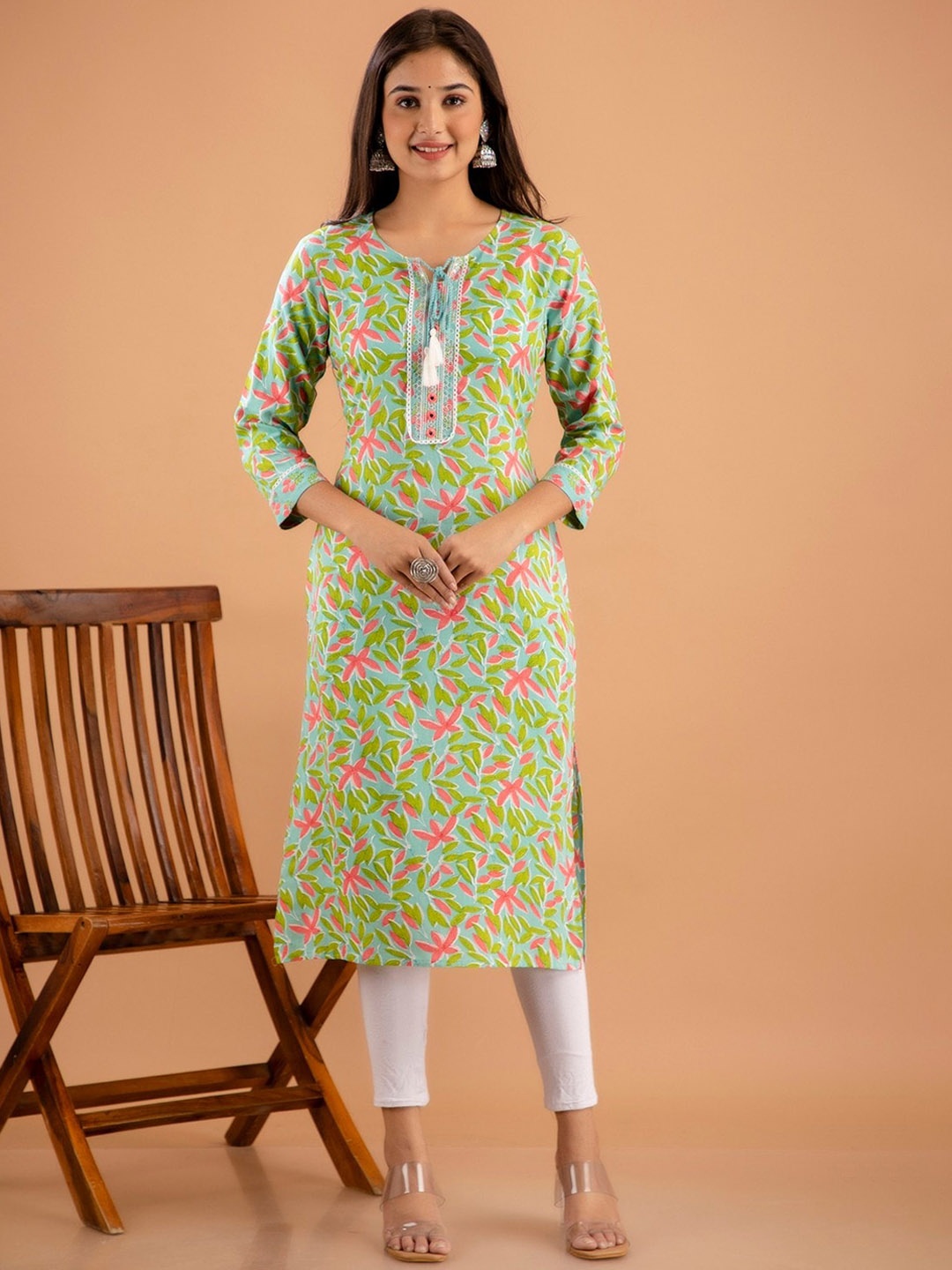 

PURVIJA KURTIES Floral Printed Mirror Work Strigth Kurta, Green