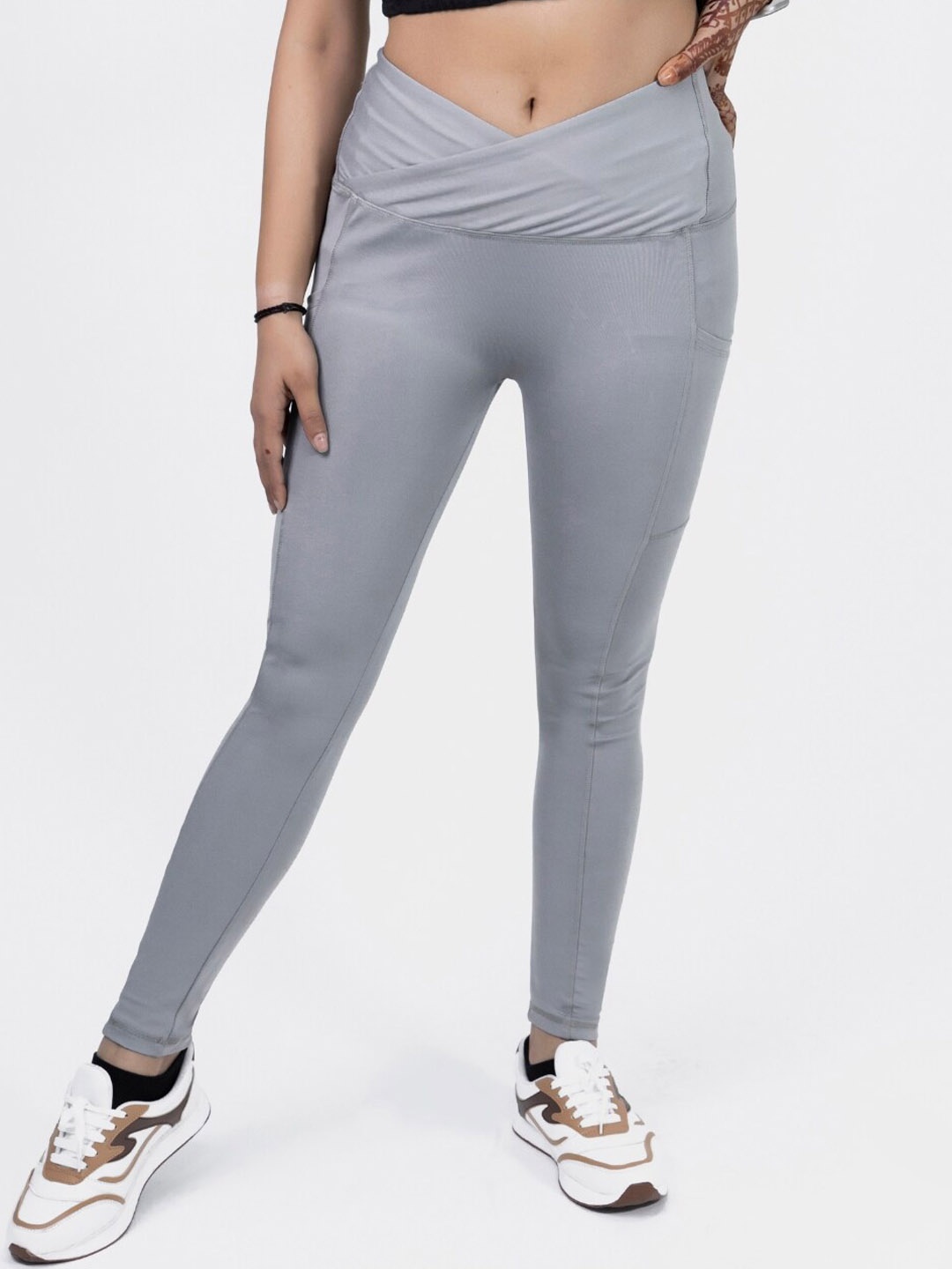 

FLURR Cross Belt Antimicrobial Ankle-Length Tights, Grey