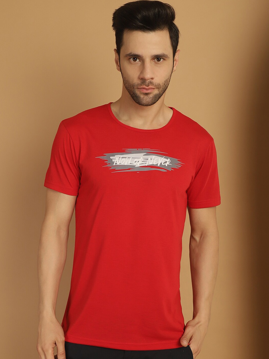 MACK JONNEY Typography Printed Round Neck T-shirt, Red