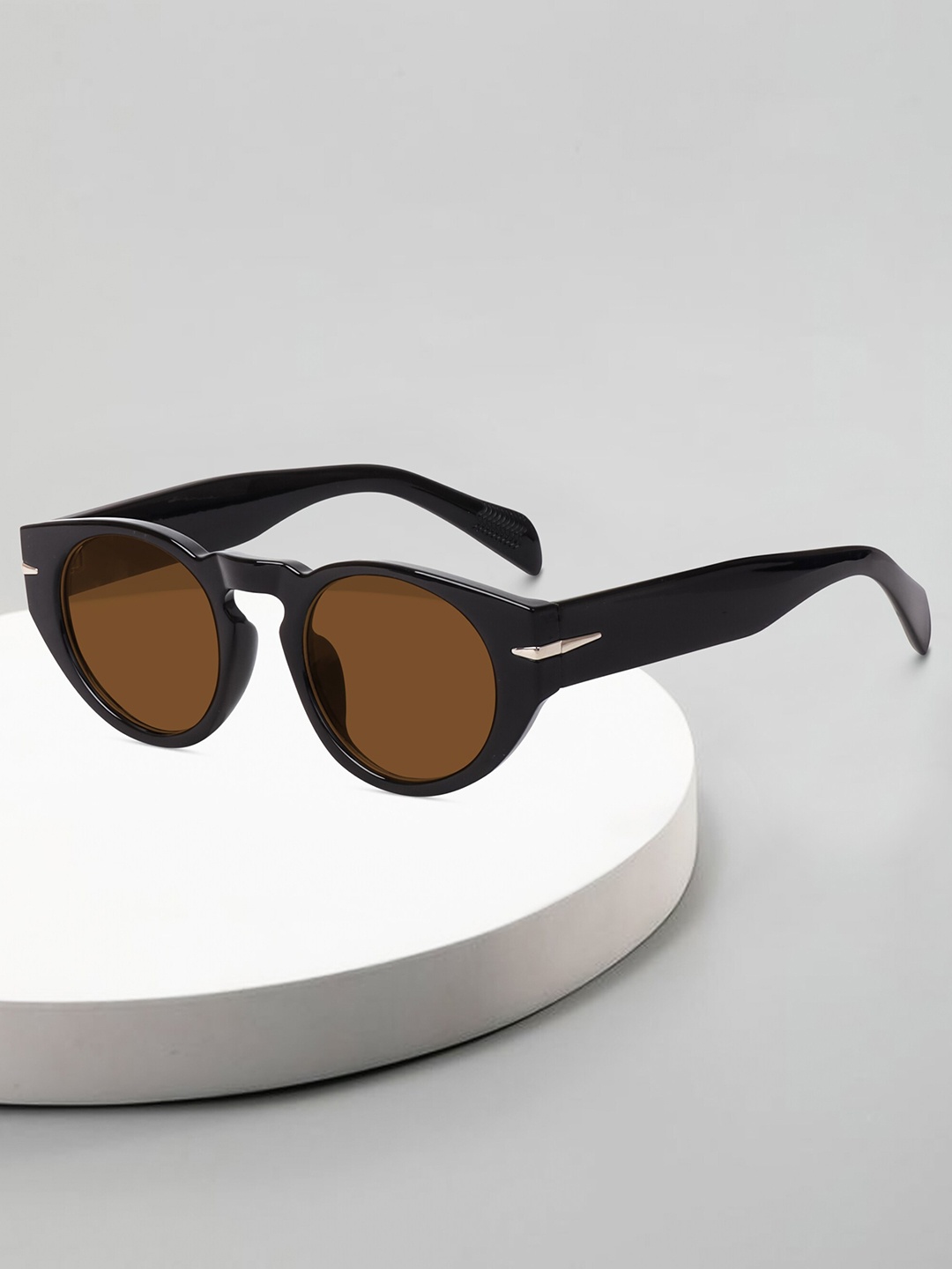 Peter Jones Eyewear Unisex Oversized Sunglasses With UV Protected Lens 3765BW, Brown