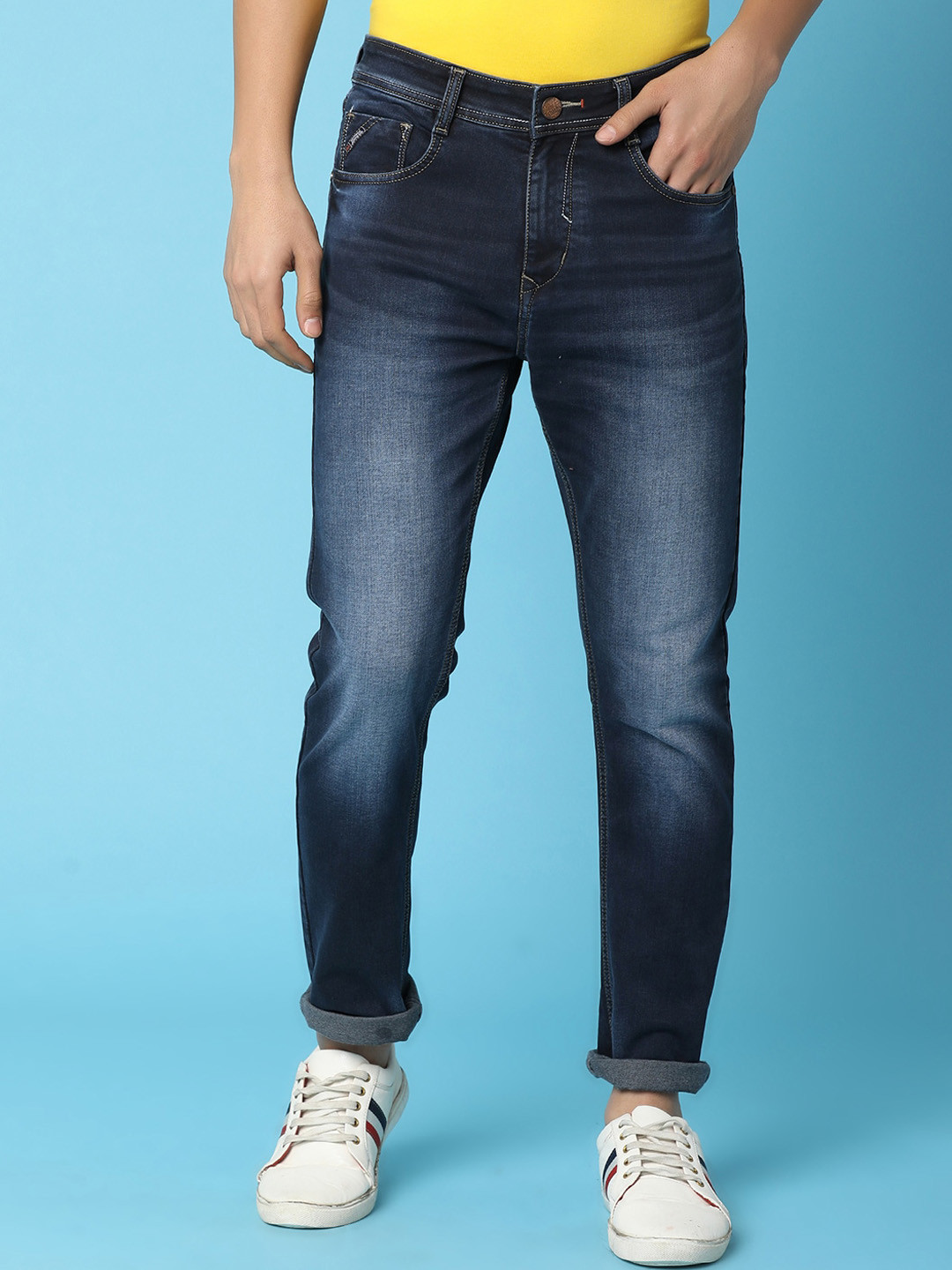 

V-Mart Men Slim Fit Mid-Rise Clean Look Heavy Fade Cotton Jeans, Blue