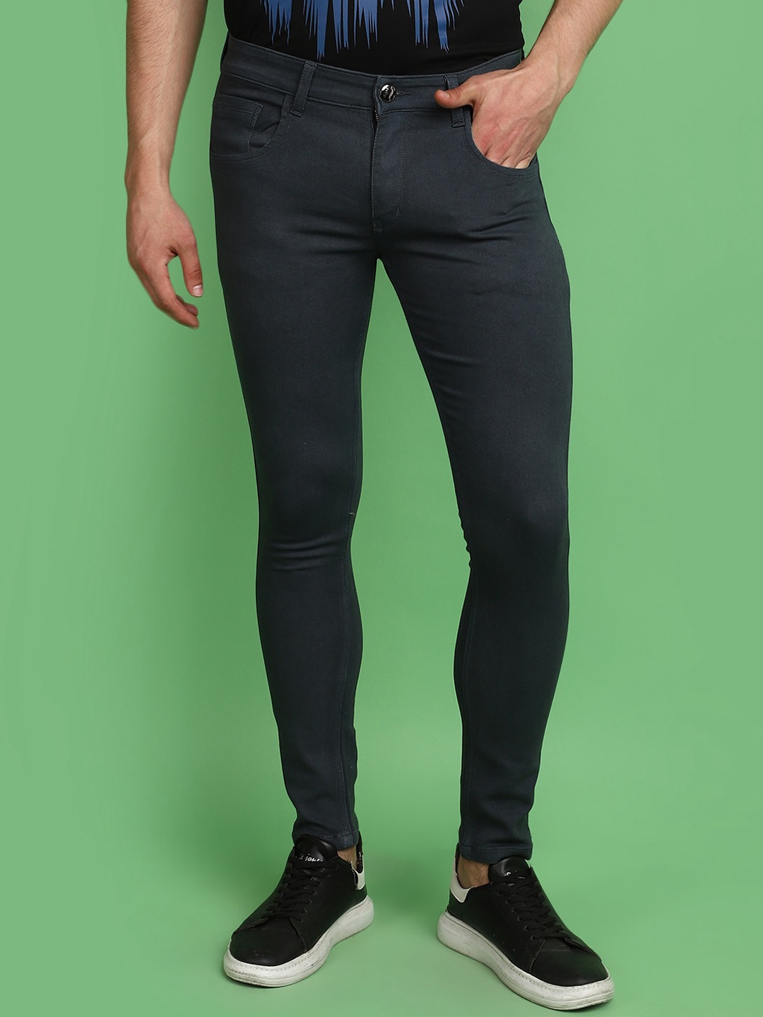 

V-Mart Men Mid-Rise Slim Fit Cotton Jeans, Grey